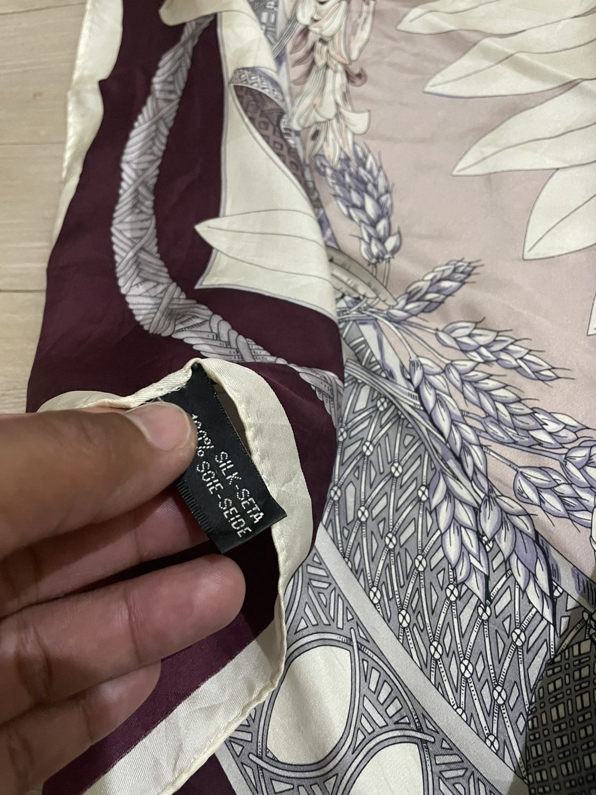 Hermes Vintage Hermes Silk Scarf Size ONE SIZE - 3 Thumbnail