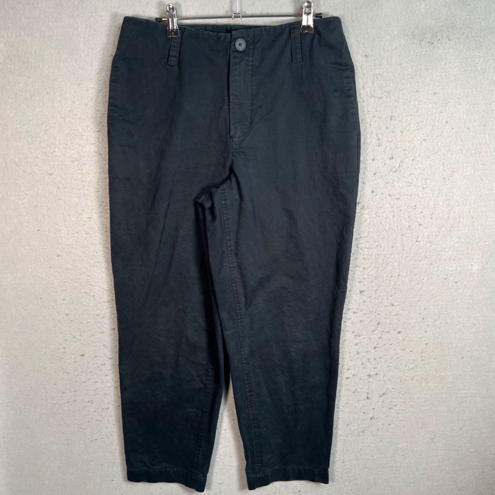 Oak + Fort Oak + Fort Womens Pants Cropped Straight Leg 100% Cotton Size 30 Black Adult Size 30" / US 8 / IT 44 - 2 Thumbnail