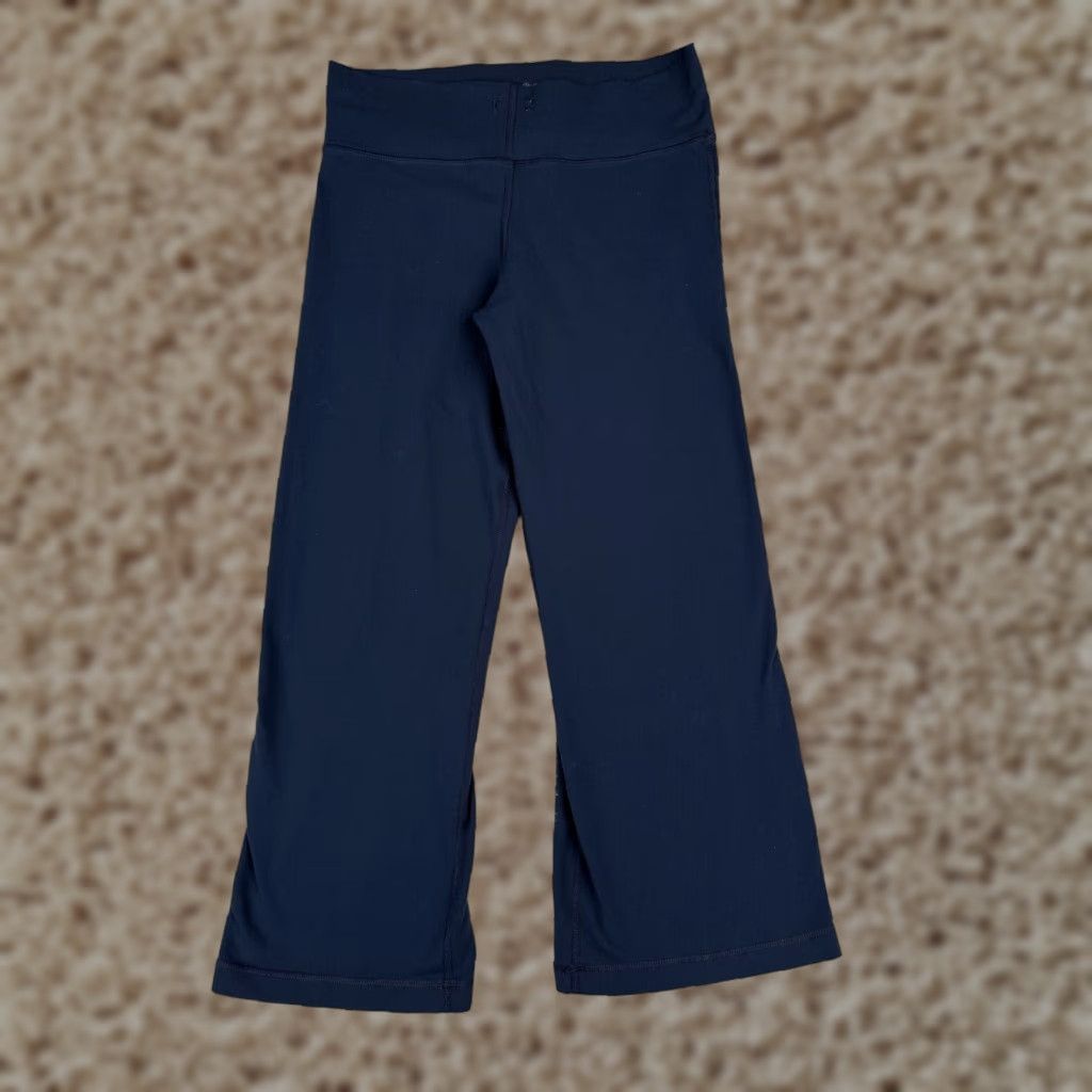 Lululemon VINTAGE Lululemon Pants Women 6 Wide-Leg Flare Yoga Activewear Blue Size 6 Size 28" / US 6 / IT 42 - 1 Thumbnail