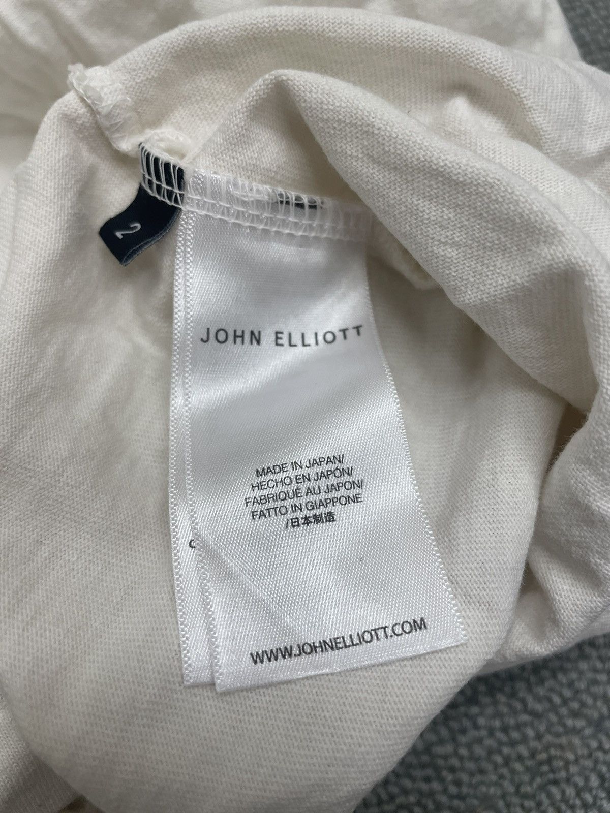 John Elliott John Elliott Dingy Appliqué Tee Size US M / EU 48-50 / 2 - 4 Thumbnail
