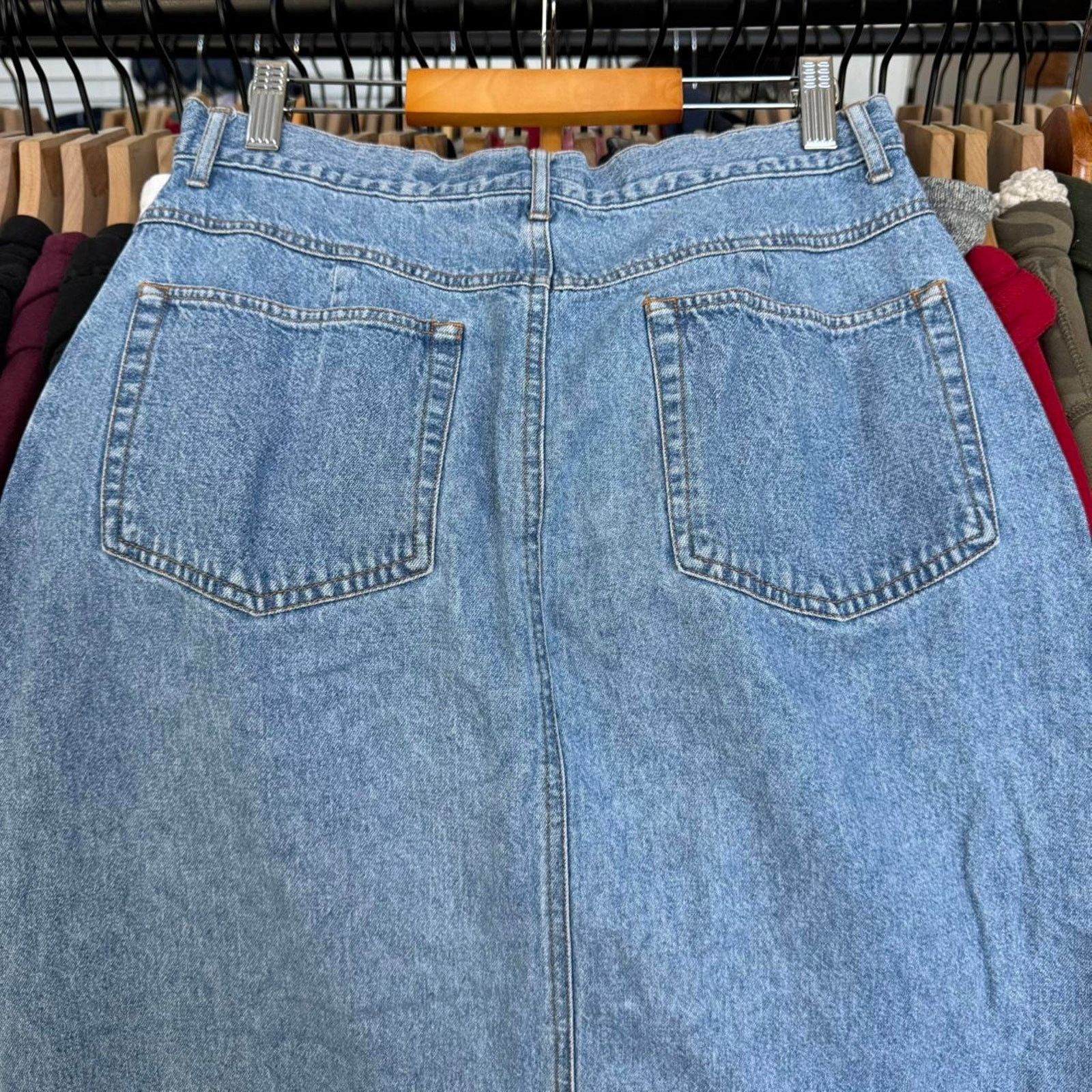 Eddie Bauer Vintage 80s or 90s Eddie Bauer Women’s Jean Maxi Skirt Size 30" / US 8 / IT 44 - 6 Thumbnail