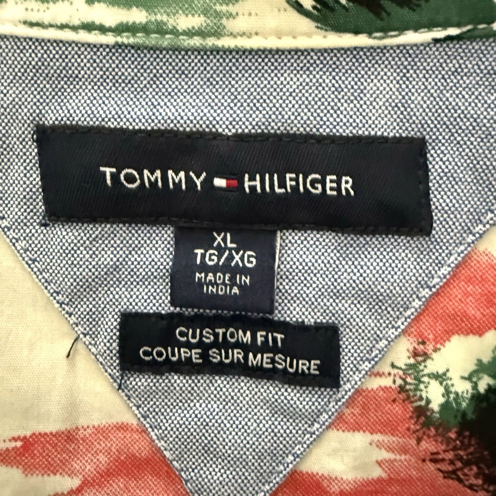 Tommy Hilfiger Tommy Hilfiger Hawaiian Shirt Mens XL Custom Fit Tropical South Pacific Multicolor Floral Button-Up Short Sleeve Casual Beach Size US XL / EU 56 / 4 - 2 Thumbnail