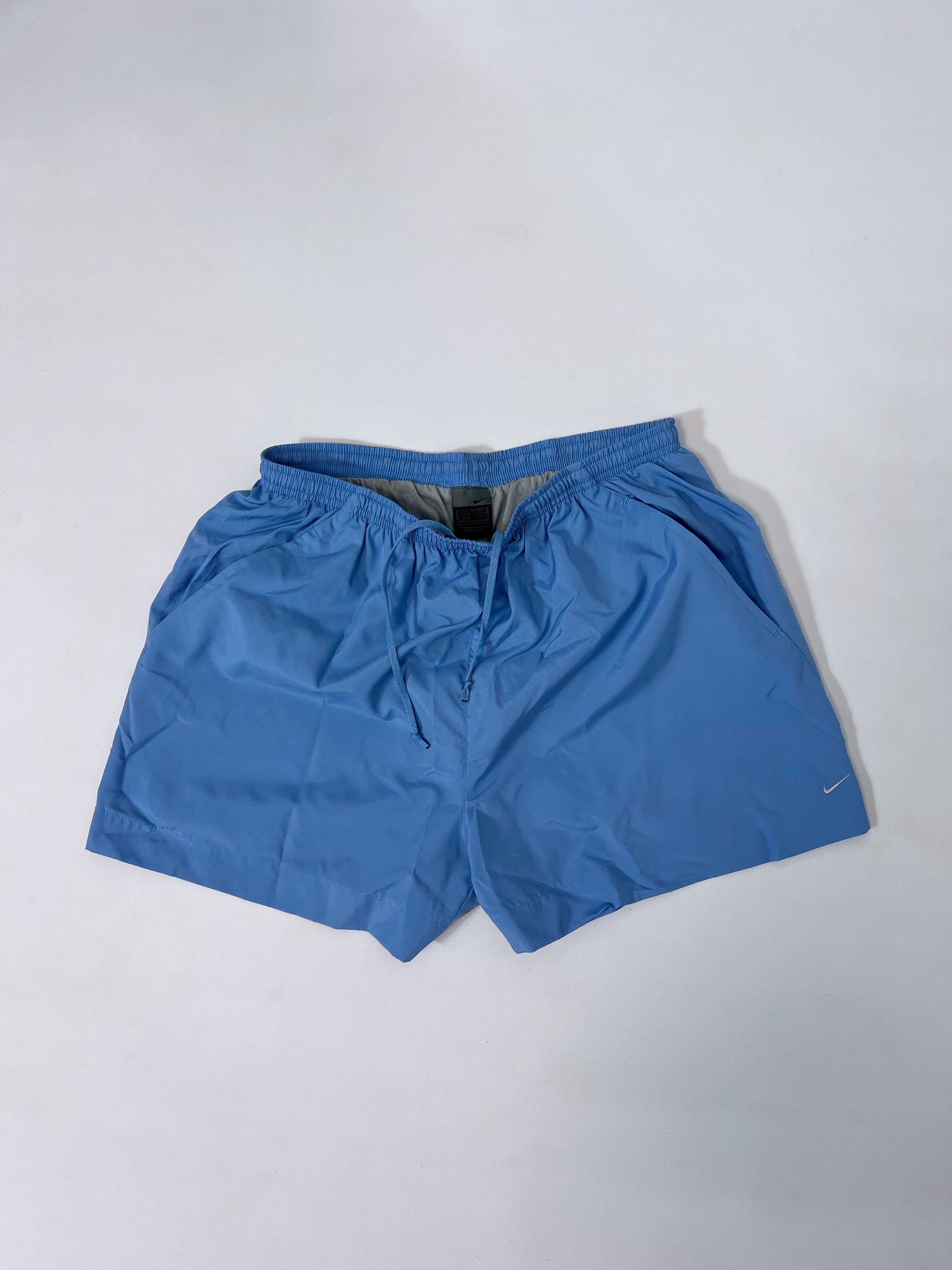 Nike Nike vintage shorts Size US 34 / EU 50 - 1 Thumbnail