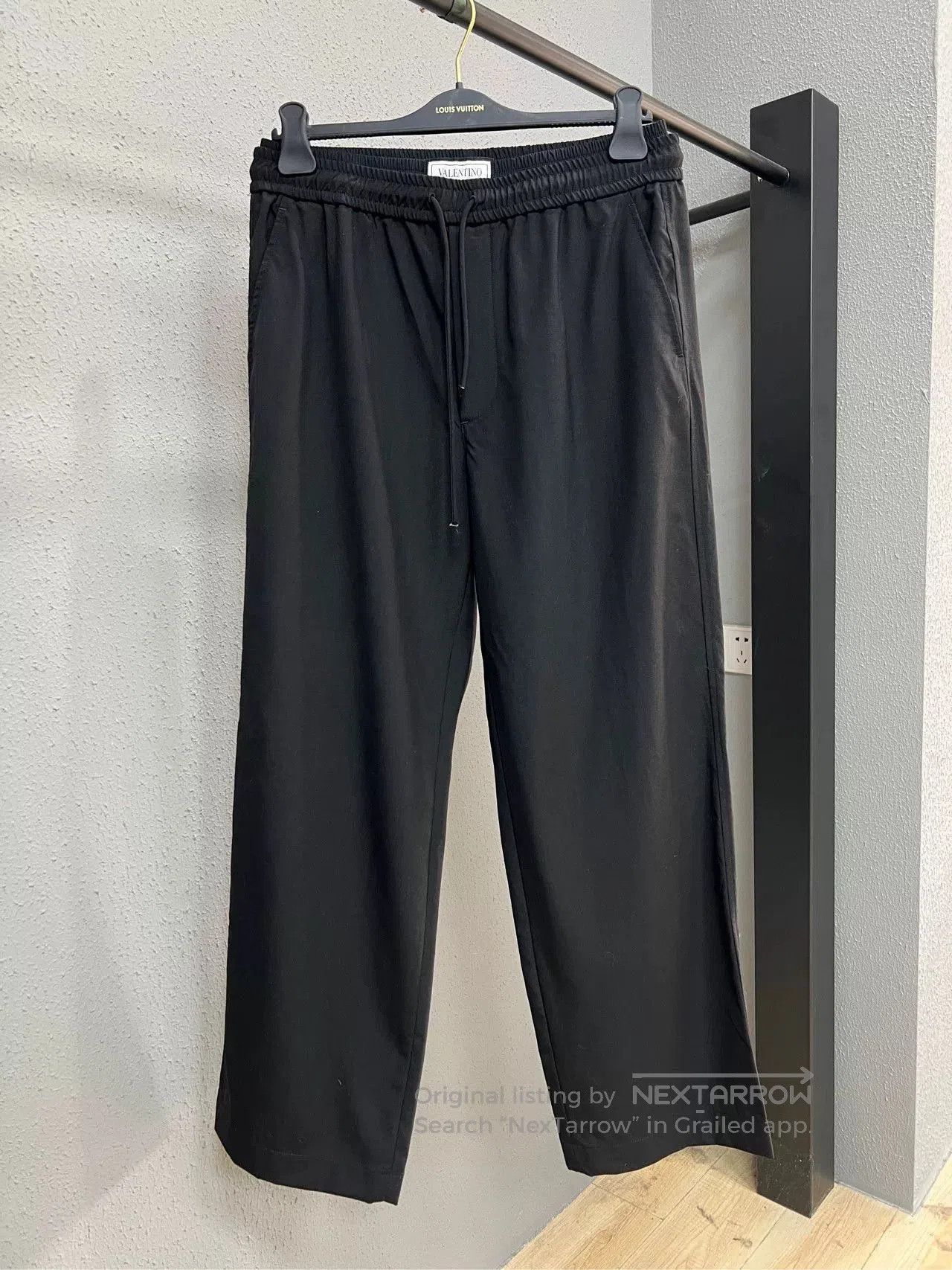 Valentino Valentino Black Casual Pants for Women. Size 41" - 1 Thumbnail