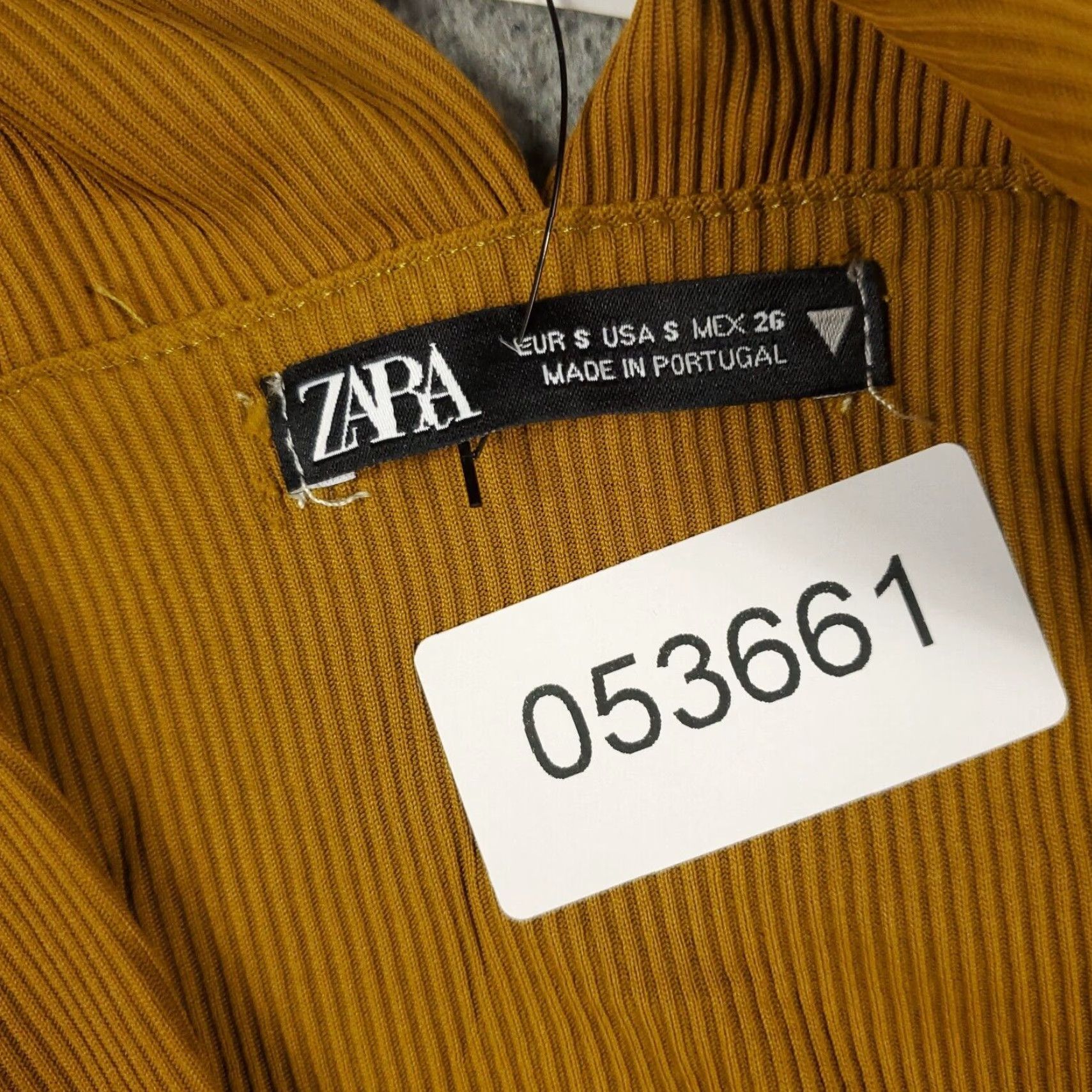 Zara Zara Brown Cropped Tank Top Shirt Womens Size Small Slim Fit Ribbed Pullover Size S / US 4 / IT 40 - 6 Thumbnail