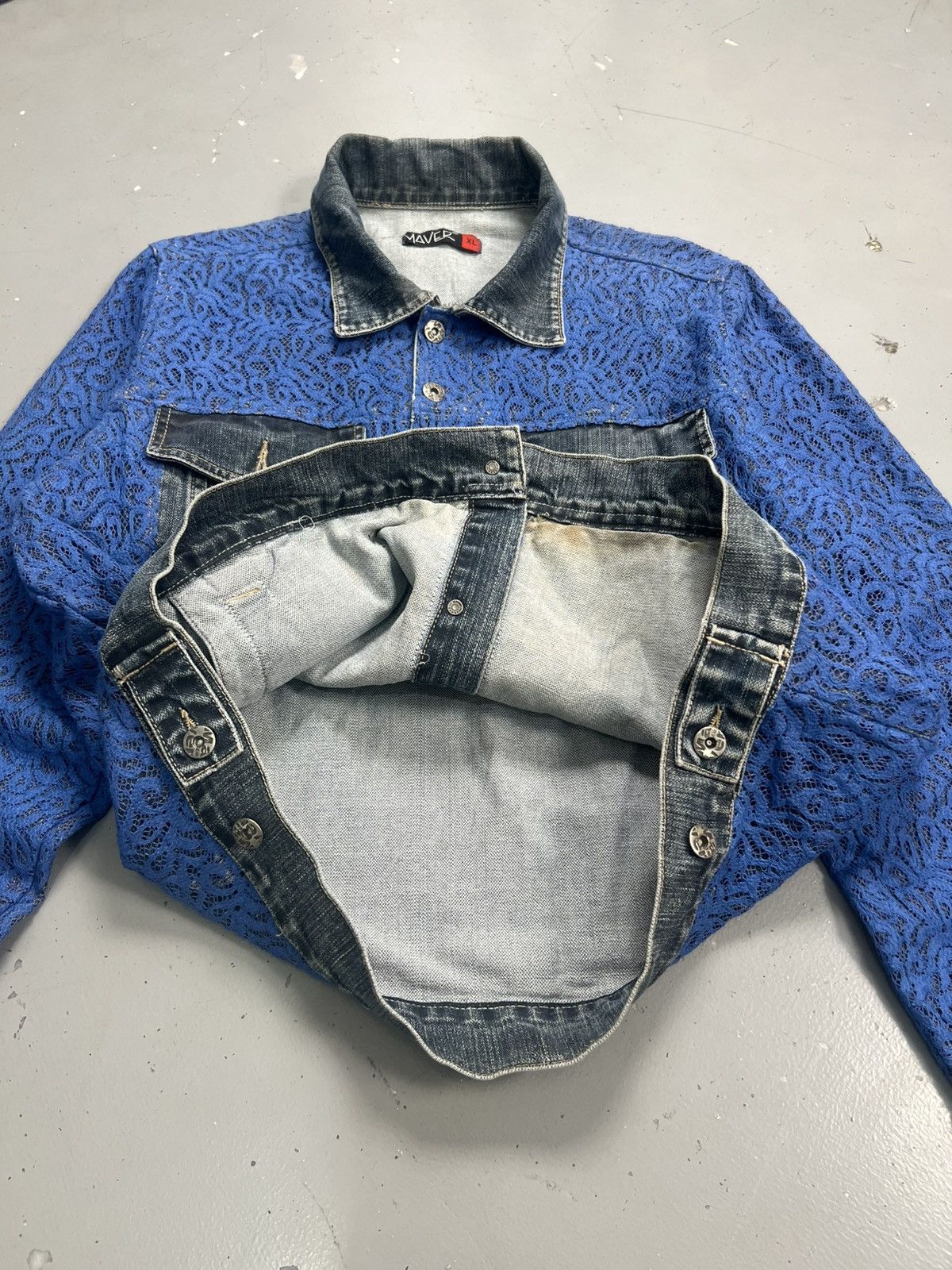 Designer Vintage custom flower rework denim jacket Size US S / EU 44-46 / 1 - 4 Thumbnail