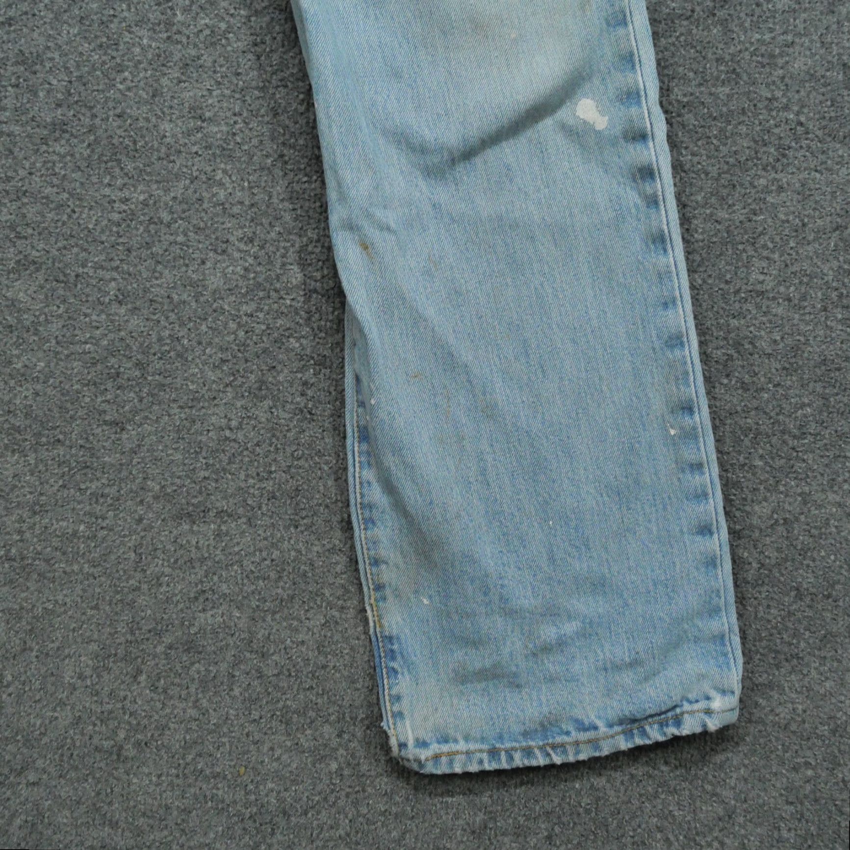 Levi's VINTAGE Levi's 501 Jeans Mens 34x34 Blue Distressed Grunge Button Fly Classic Straight Pants 90s Mens Size US 34 / EU 50 - 6 Thumbnail