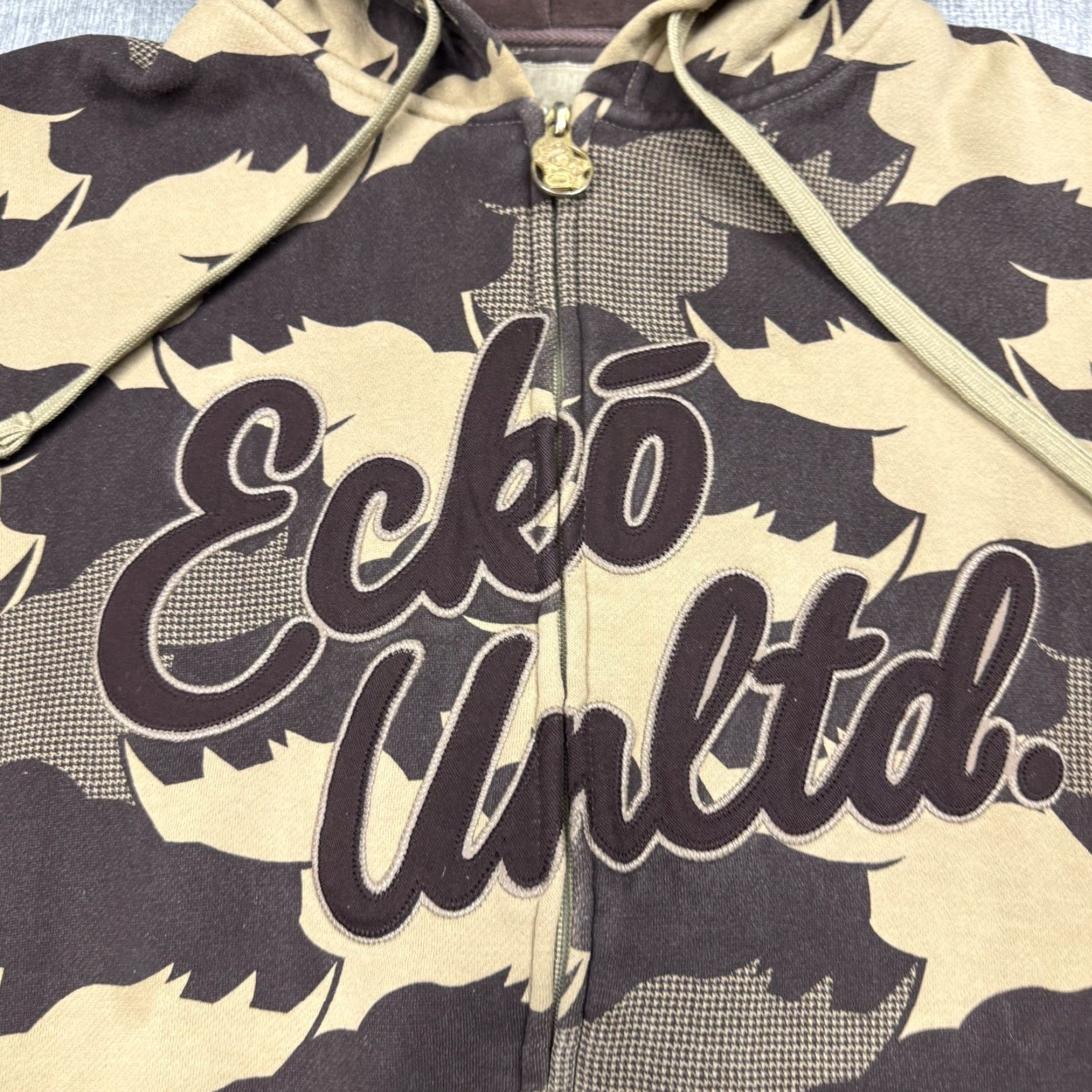 Ecko Unltd. VTG ECKO UNLTD FULL ZIP HOODIE RHINO CAMO GRAPHIC PRINT SKATE MULTI COLOR MENS M SIZE M Size US M / EU 48-50 / 2 - 2 Thumbnail