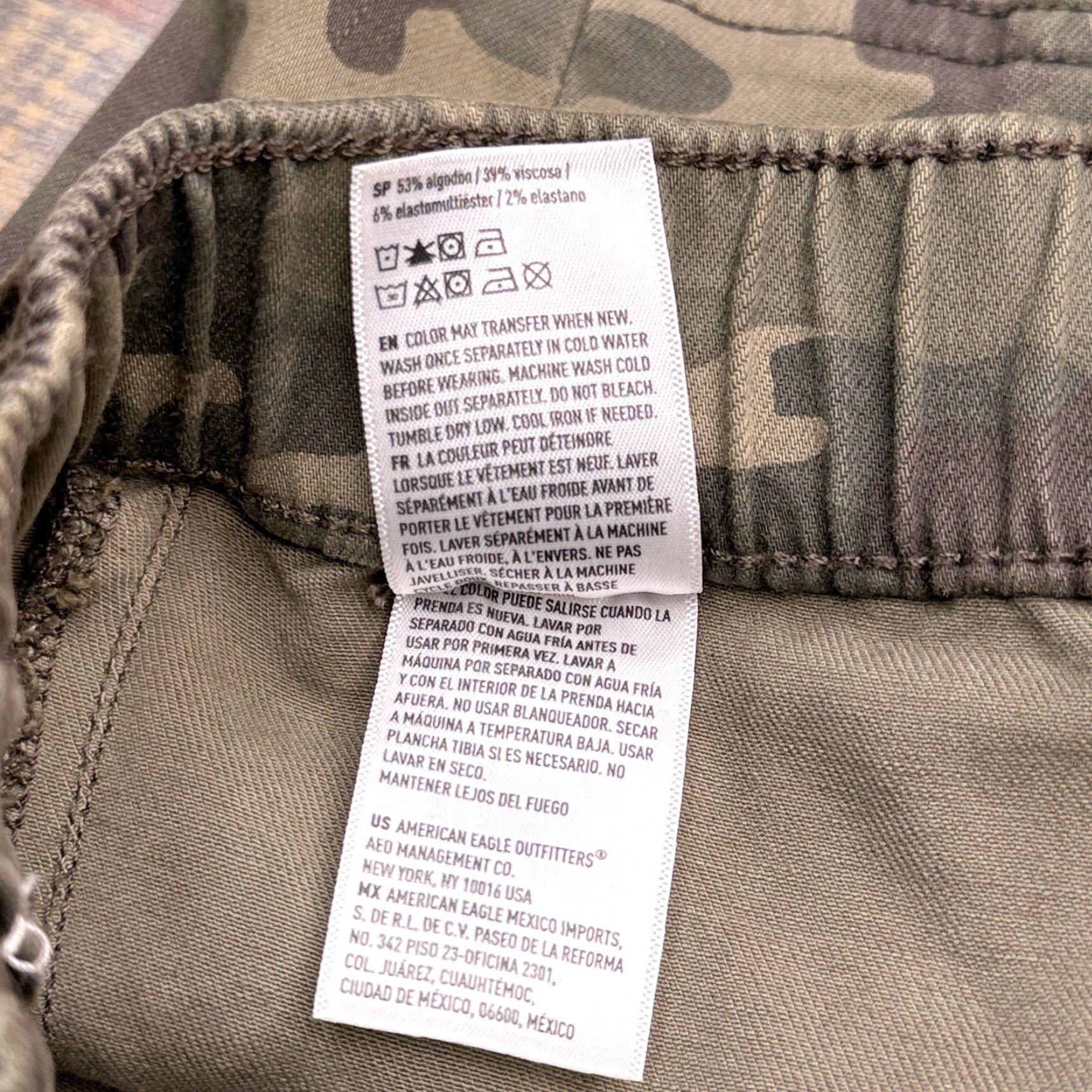 American Eagle Outfitters American Eagle Jogger Jeans Womens 4 Regular Green Camo Drawstring Stretch Size 27" / US 4 / IT 40 - 6 Thumbnail