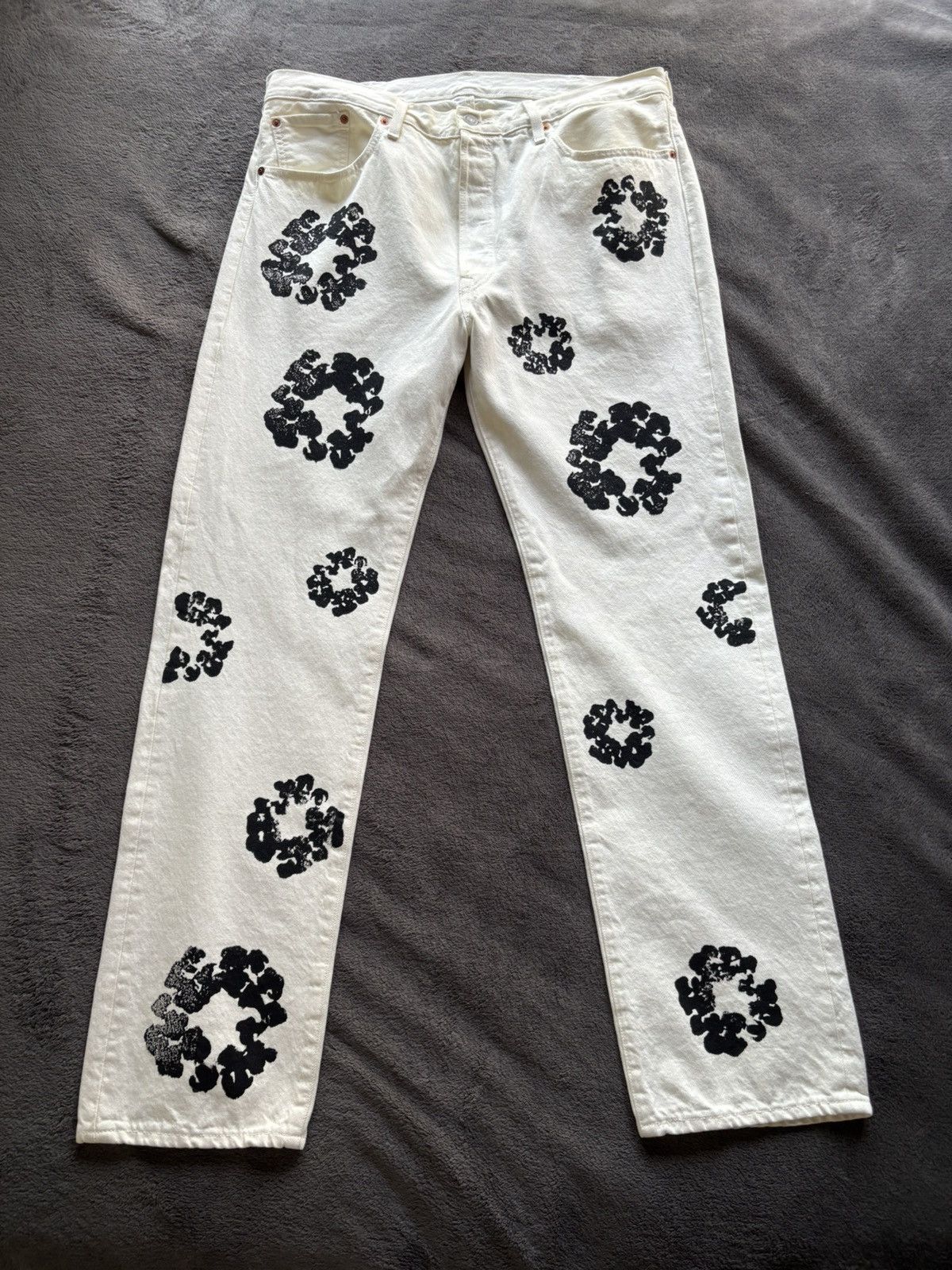 DENIM TEARS x Levi’s Original Cotton Wreath Jeans