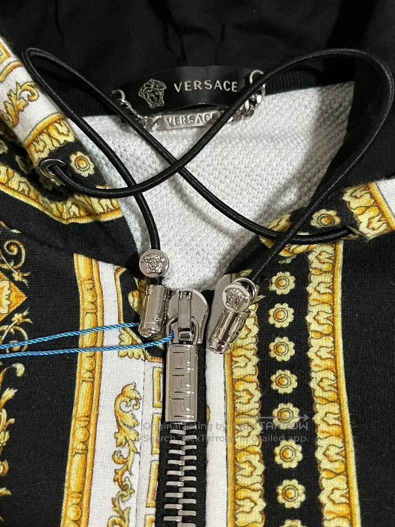 Versace Versace Jacket sweatshirt Size US L / EU 52-54 / 3 - 3 Thumbnail