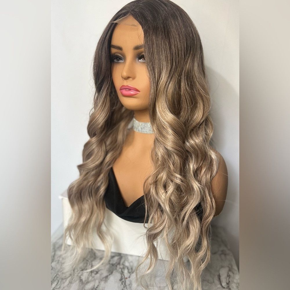 Other 4 x 2 Lace Closure Balayage Blonde Wig 26 Inch long Natural Size ONE SIZE - 4 Thumbnail