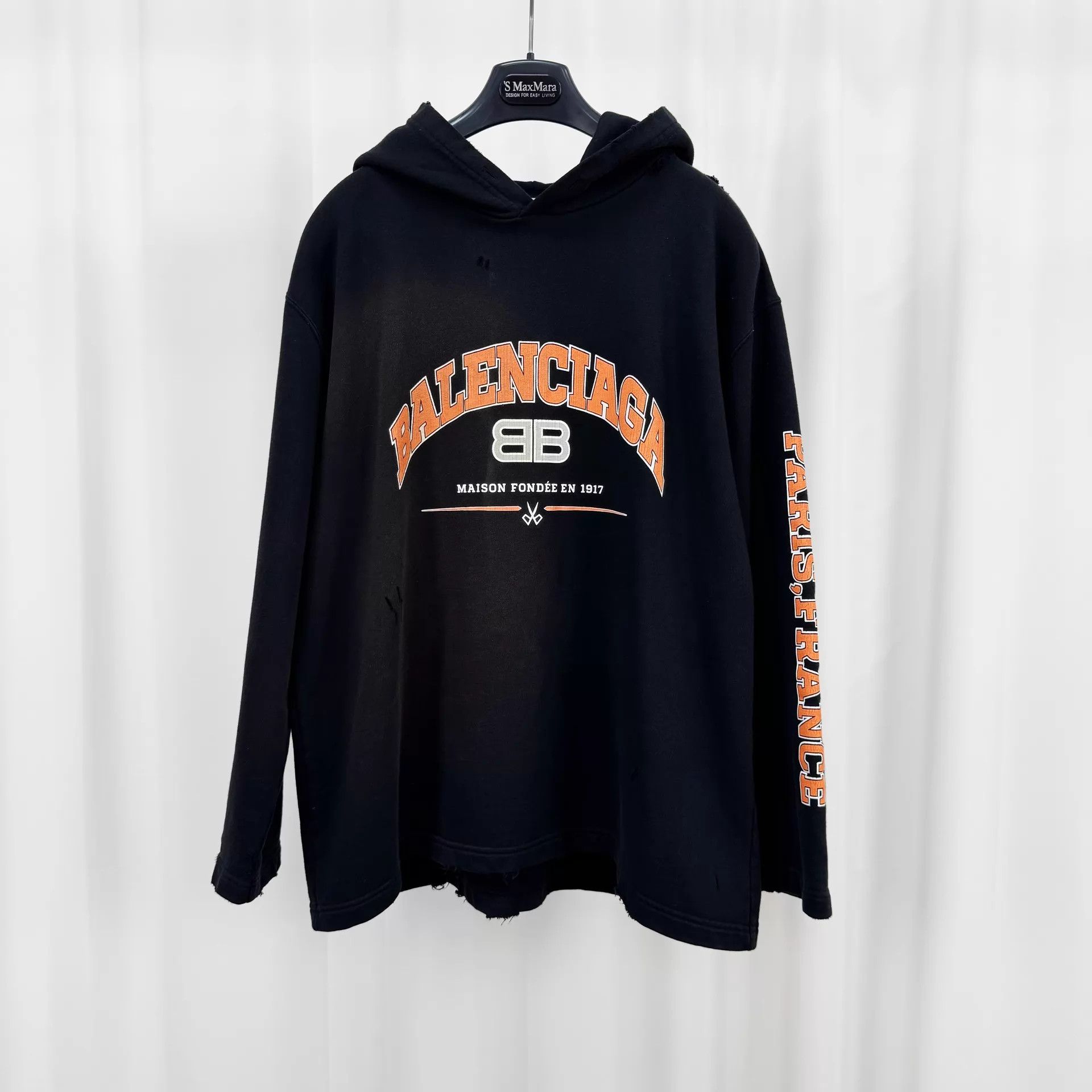 Balenciaga Balenciaga Distressed Printed Ripped Hoodie M 98 New Size US M / EU 48-50 / 2 - 1 Thumbnail