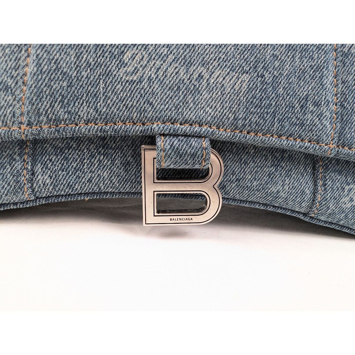 Balenciaga o1rshd1 Size:OS / All Over Denim Hourglass Top Hand Bag Blue Size ONE SIZE - 3 Thumbnail