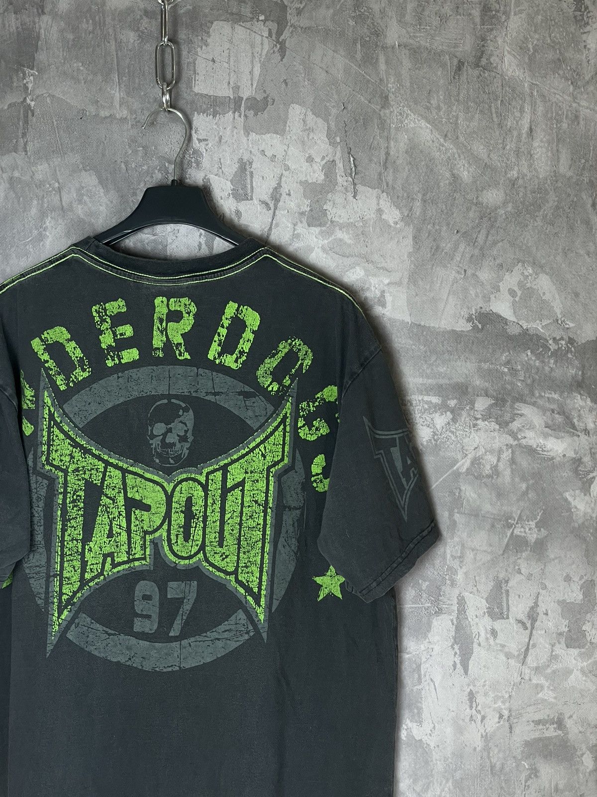 Vintage Vintage Y2K Tapout T shirt Wrestling Tribal Spellout Logo Size US XL / EU 56 / 4 - 4 Thumbnail