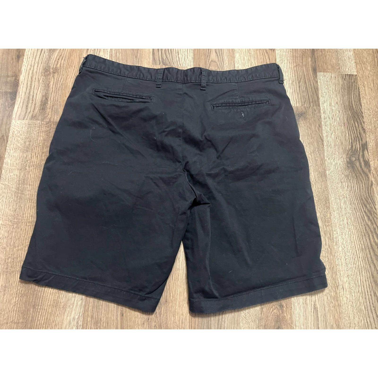 George George Shorts Men's 38 Black Flat Front Casual Pockets Regular Inseam 9in Chino Pants Mens Size US 38 / EU 54 - 2 Thumbnail