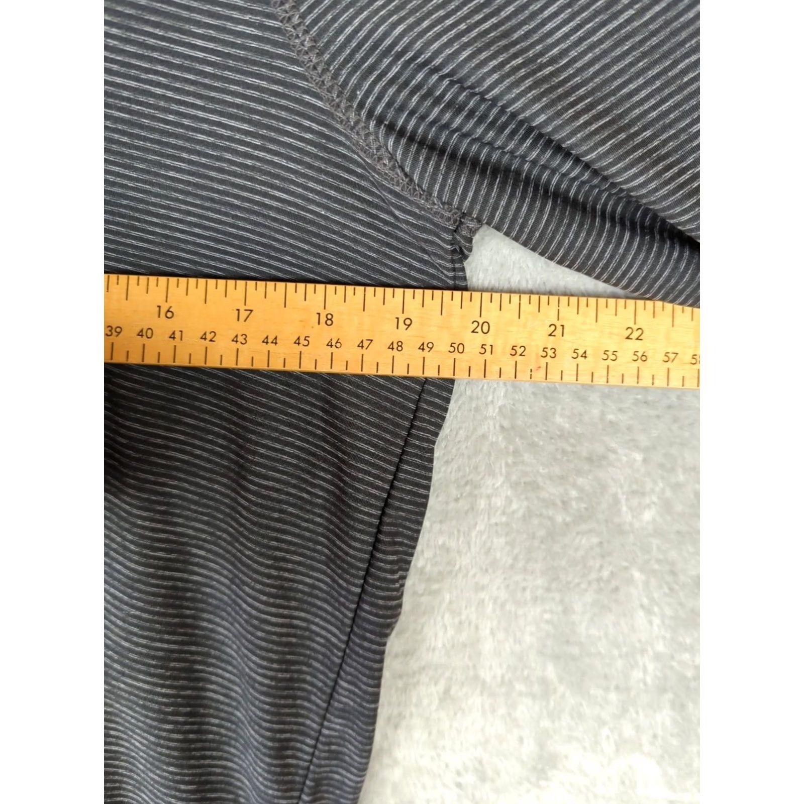 Eddie Bauer Eddie Bauer Hoodie Womens L Charcoal Travex V Neck Pullover Top Hiking Camp Striped Logo Breathable Lightweight Regular Set Size L / US 10 / IT 46 - 7 Thumbnail
