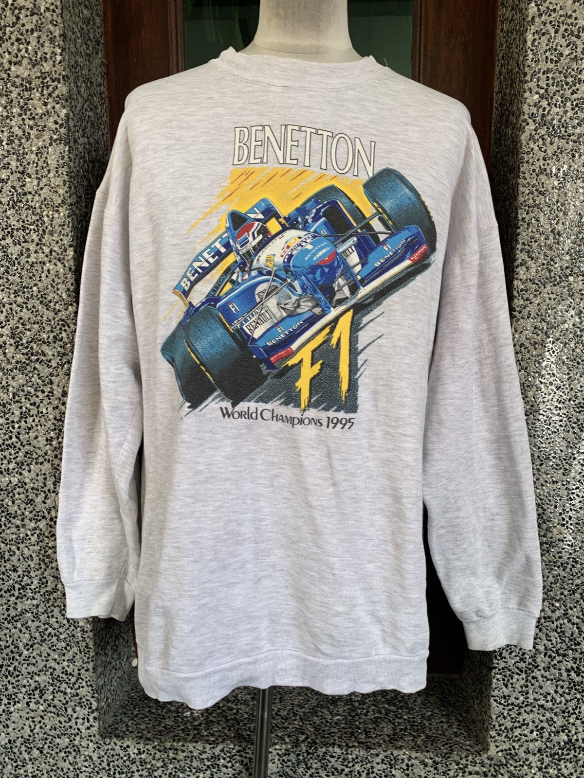 Formula 1 Vintage 90s Benetton Formula 1 Racing Team Sweatshirt Size US L / EU 52-54 / 3 - 1 Thumbnail