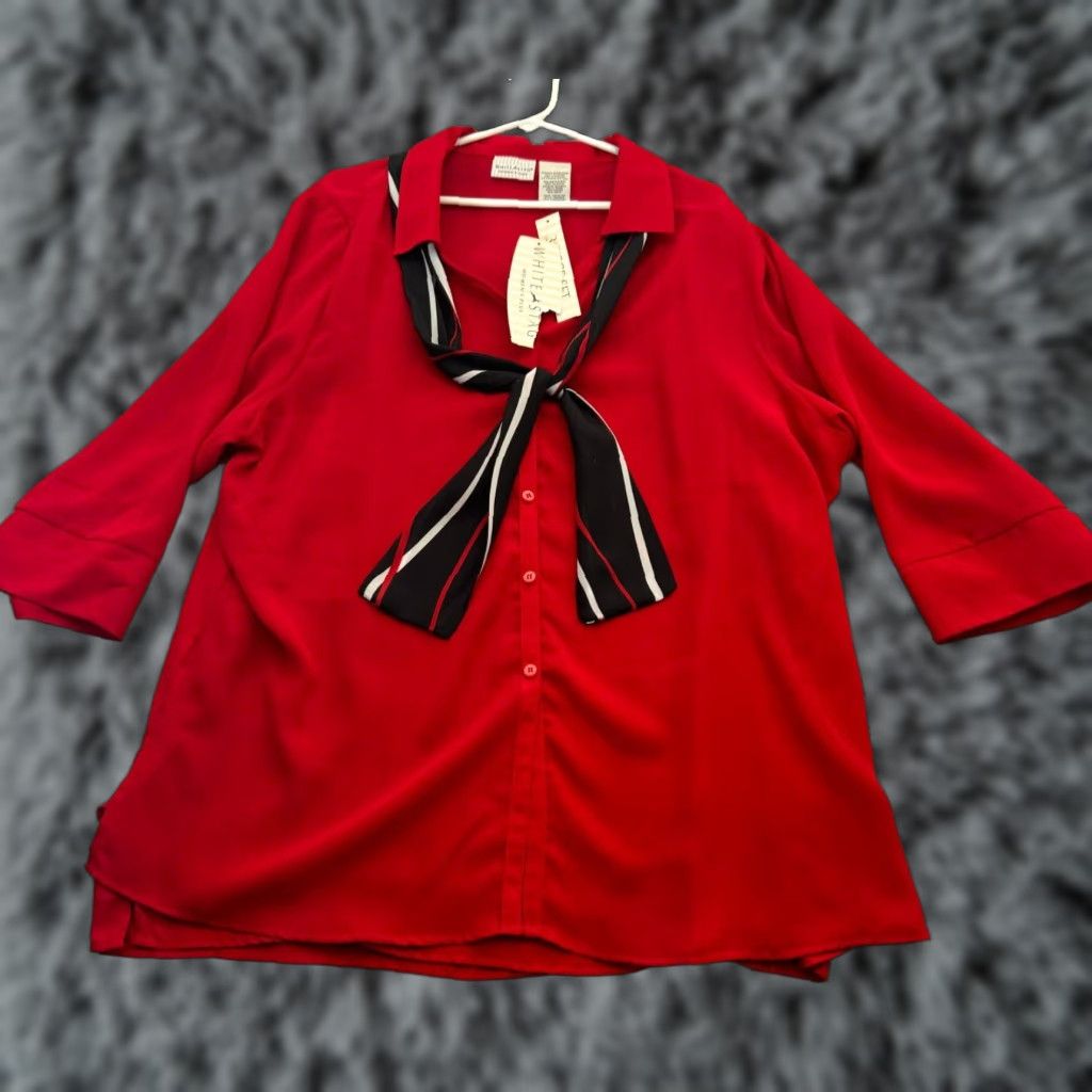 Vintage VINTAGE 90s does 70s Blouse Necktie Scarf Womens Plus 22W/24W Secretary Preppy White Stag Red 3/4 Sleeve Button Collared Polyester Blouse Scarf Size 3XL / US 20-22 - 1 Thumbnail