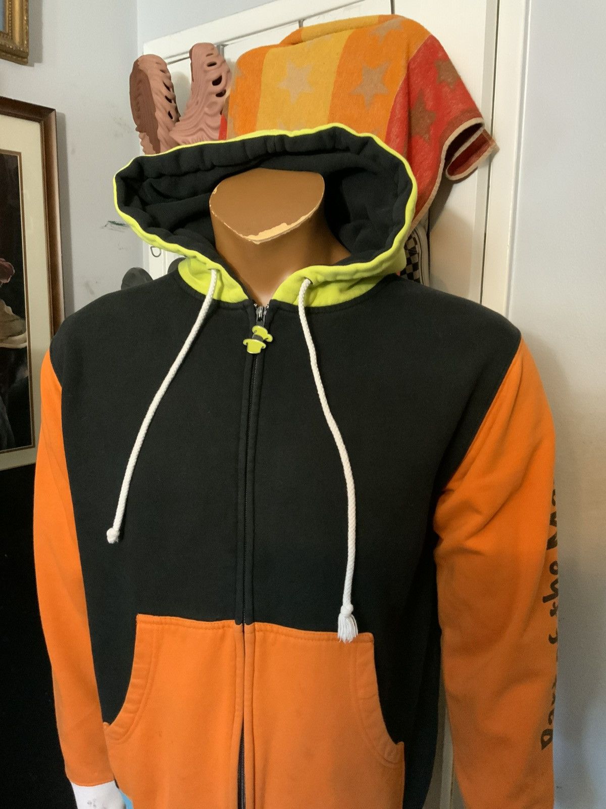 Disney Disney Employee Exclusive Goofy Part Of The Magic Zip Hoodie Size US XS / EU 42 / 0 - 16 Thumbnail