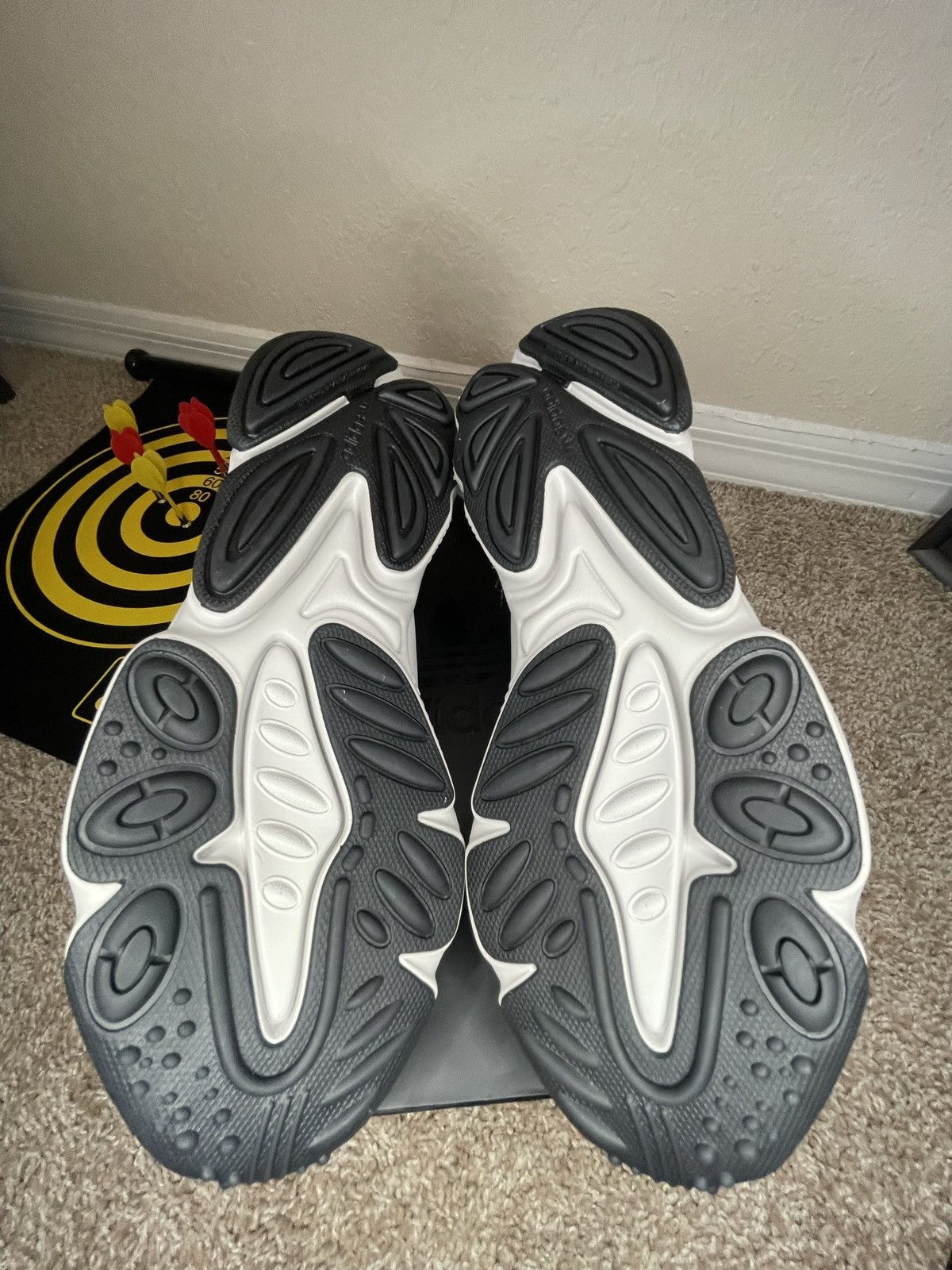 Adidas Adidas OZWEEGO 3-D Size US 9.5 / EU 42-43 - 4 Thumbnail