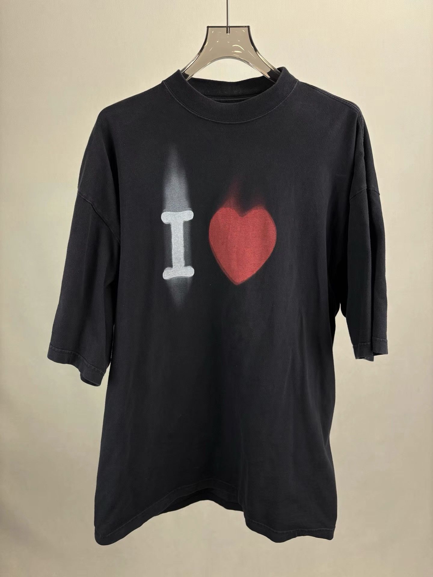 Balenciaga Balenciaga Valentine Heart Print Tee K1 Size US XS / EU 42 / 0 - 1 Thumbnail