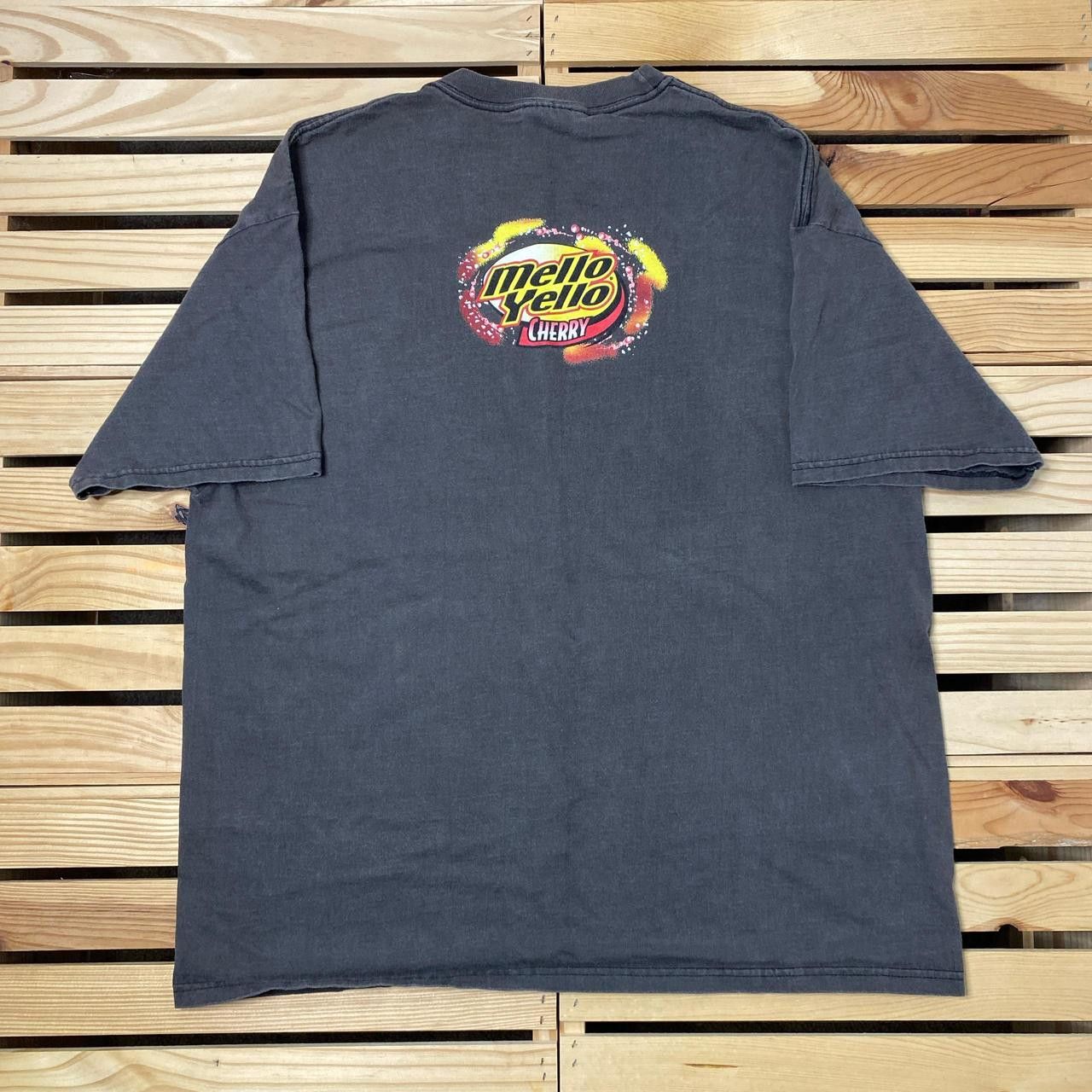 Hanes Vintage Mello Yello Cherry Flavor Faded Black Tee Size XL Size US XL / EU 56 / 4 - 1 Thumbnail