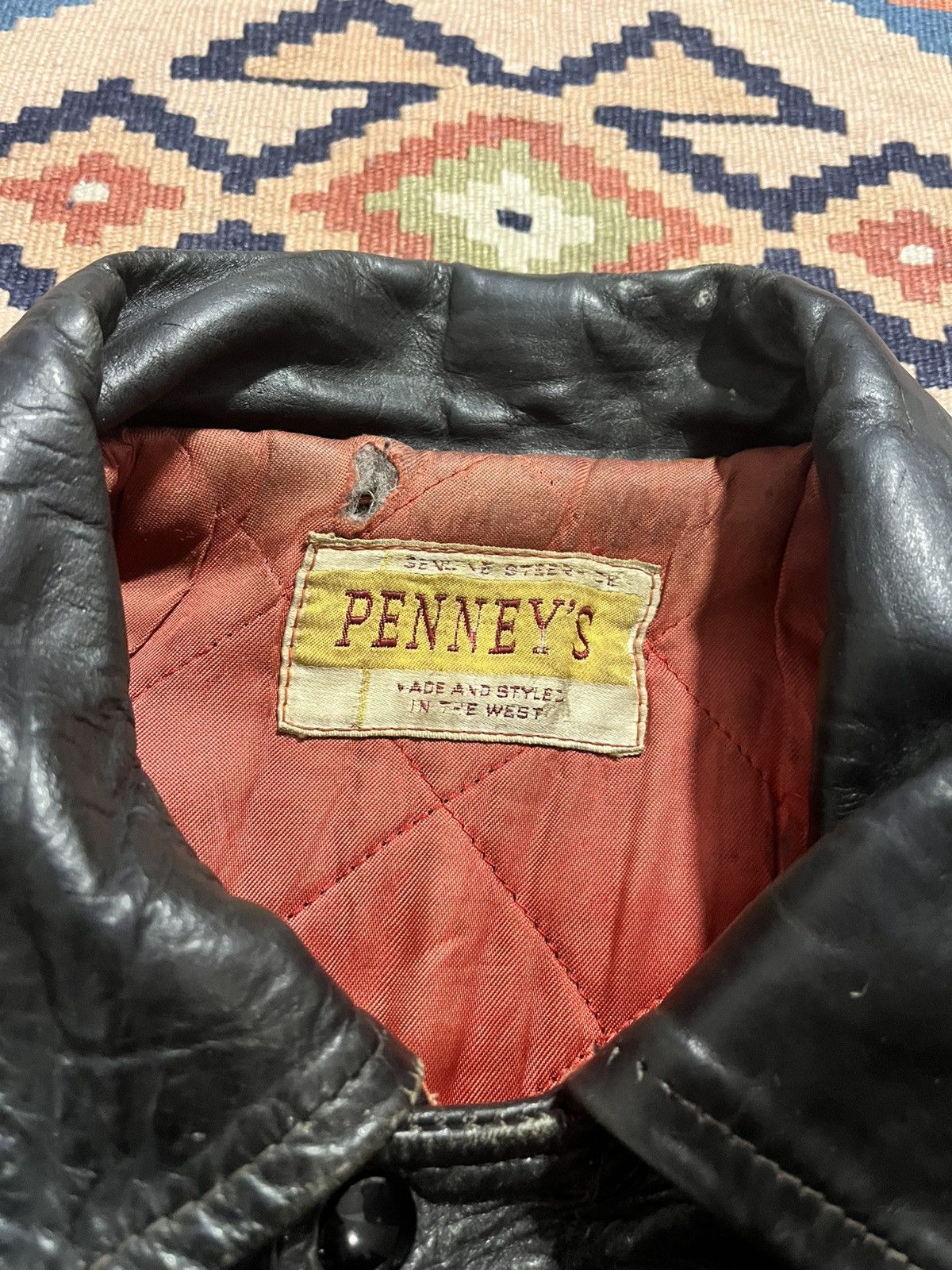 Japanese Brand Vintage 50’s cropped leather bomber jacket Size US L / EU 52-54 / 3 - 3 Thumbnail