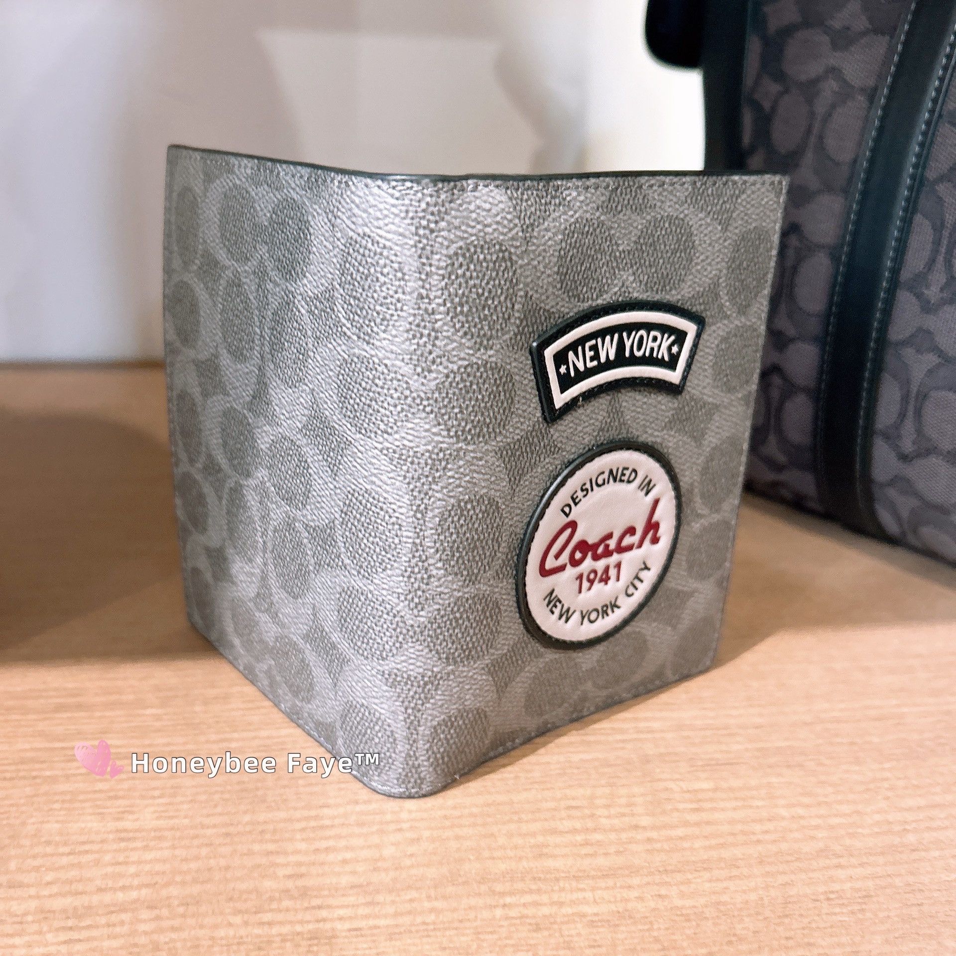 Coach Passport Card Case In Signature Canvas With Patches CCF34 Size ONE SIZE - 2 Thumbnail