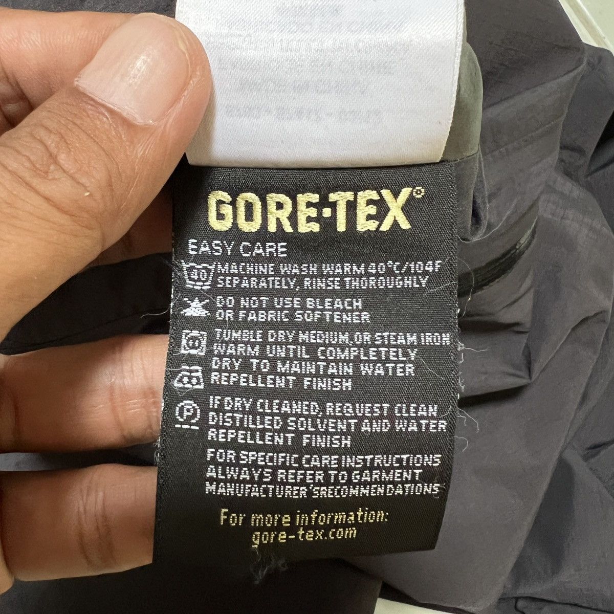 Arc'teryx 🔥 Arc'teryx arcteryx Goretex Jacket Very Worn - Size M Size US M / EU 48-50 / 2 - 17 Thumbnail