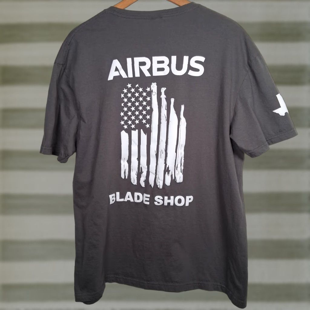 Gildan Airbus Helicopter Shirt Men XL Gray Cotton Graphic Crew Neck Short Sleeve Gildan Softstyle USA USA Blade Shop aviation Chopper Mechanic Military Size US XL / EU 56 / 4 - 1 Thumbnail