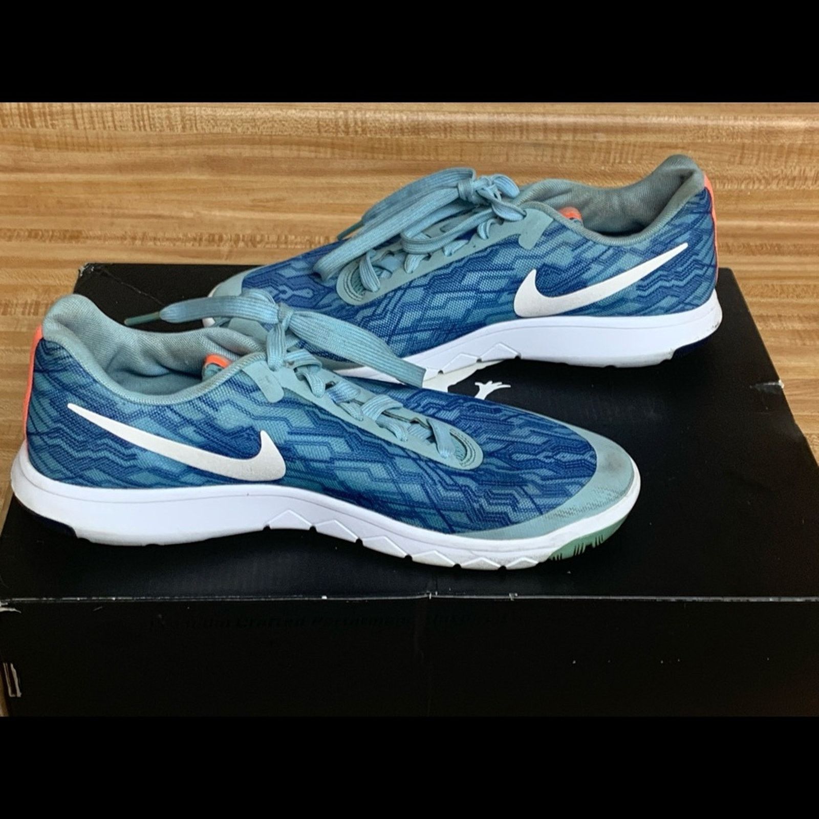 Nike NIKE WOMENS FLEX EXPERIENCE RN5 RUNNING SHOES SIZE 8 CLEAN Size US 8 / IT 38 - 2 Thumbnail