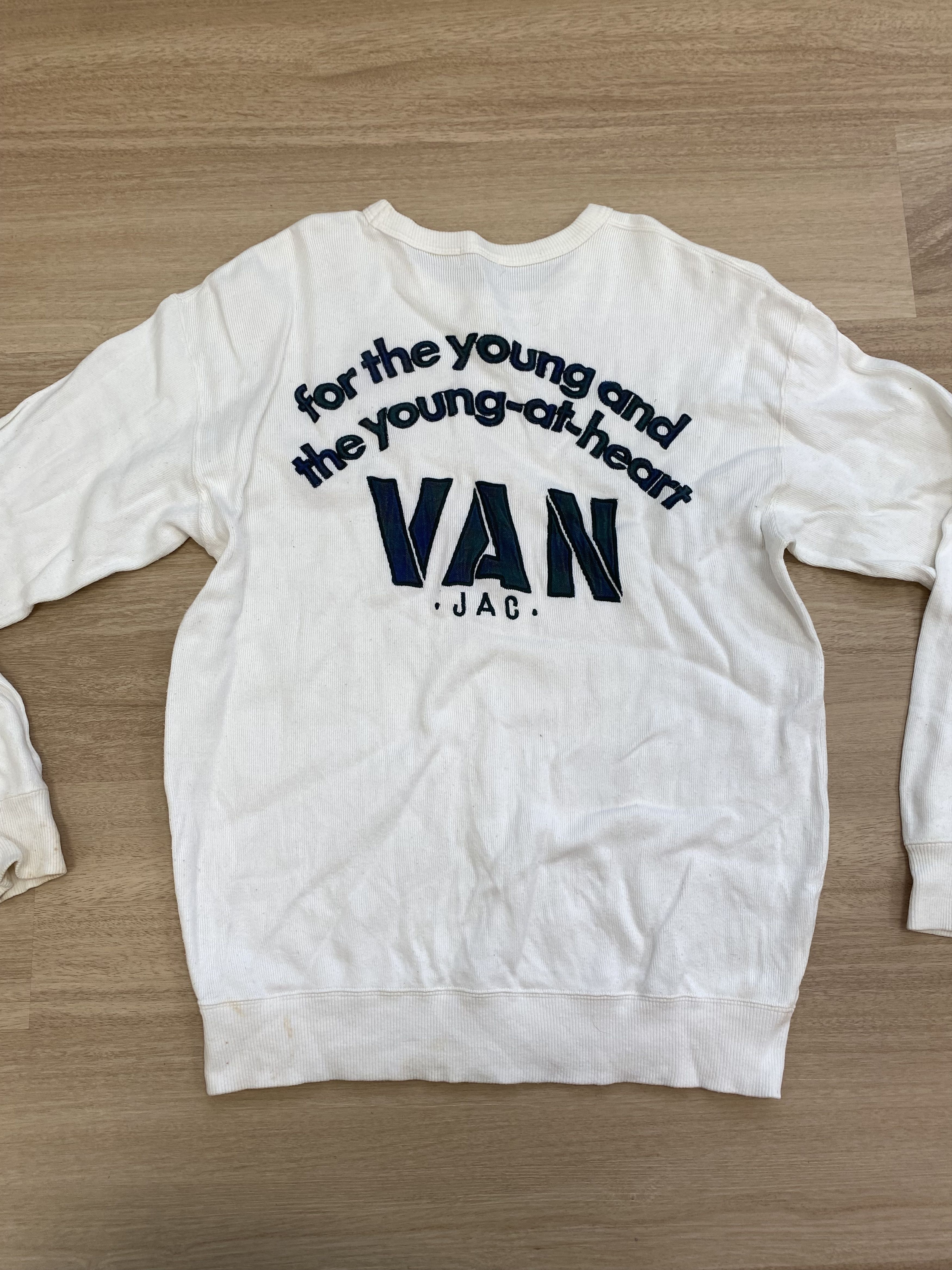Van VAN J.A.C SWEATSHIRT DISTRESSED SIZE L Size US L / EU 52-54 / 3 - 2 Thumbnail