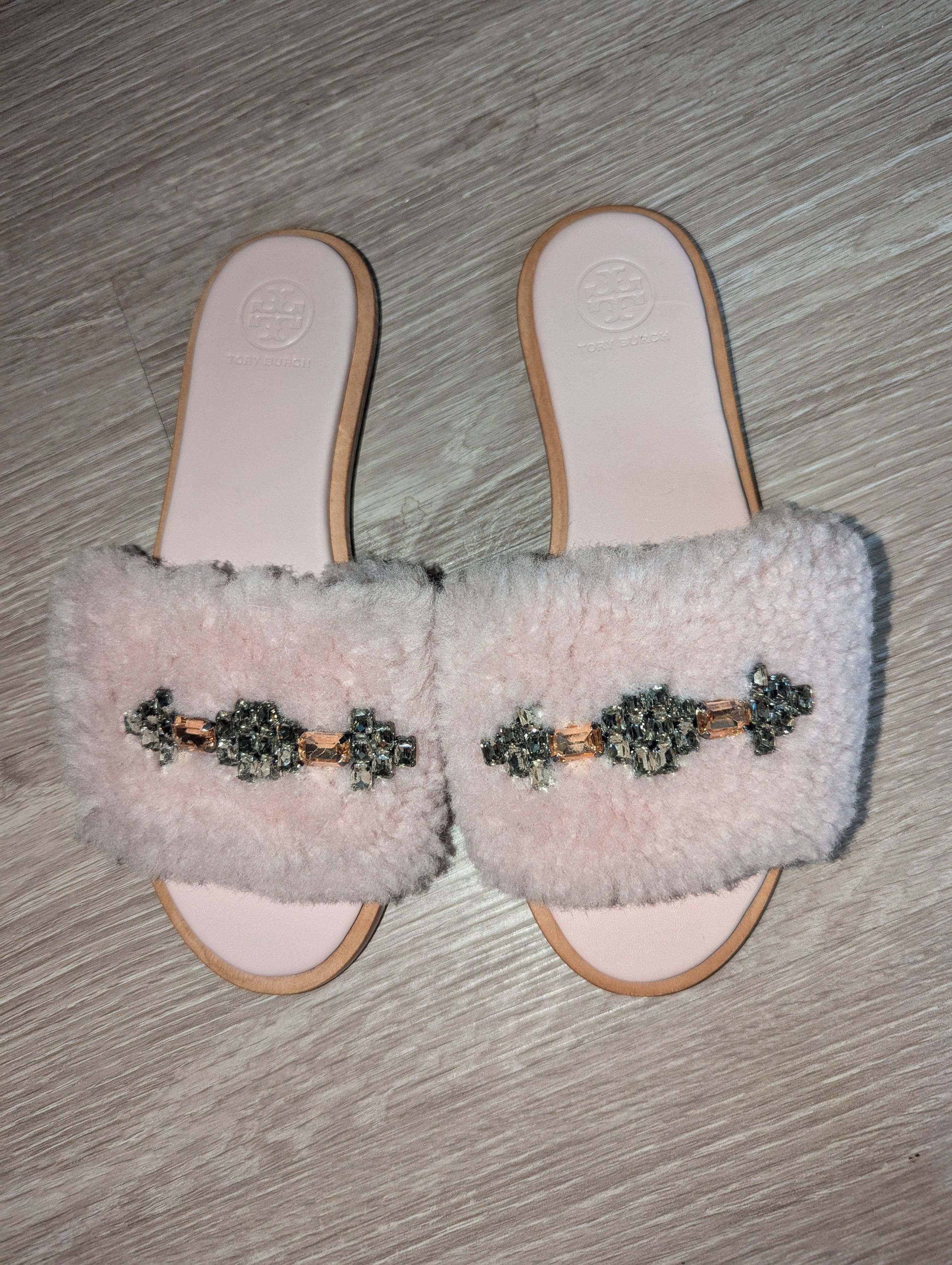 Tory Burch Item is a beautiful pink color no flaws Size US 7 / IT 37 - 9 Thumbnail
