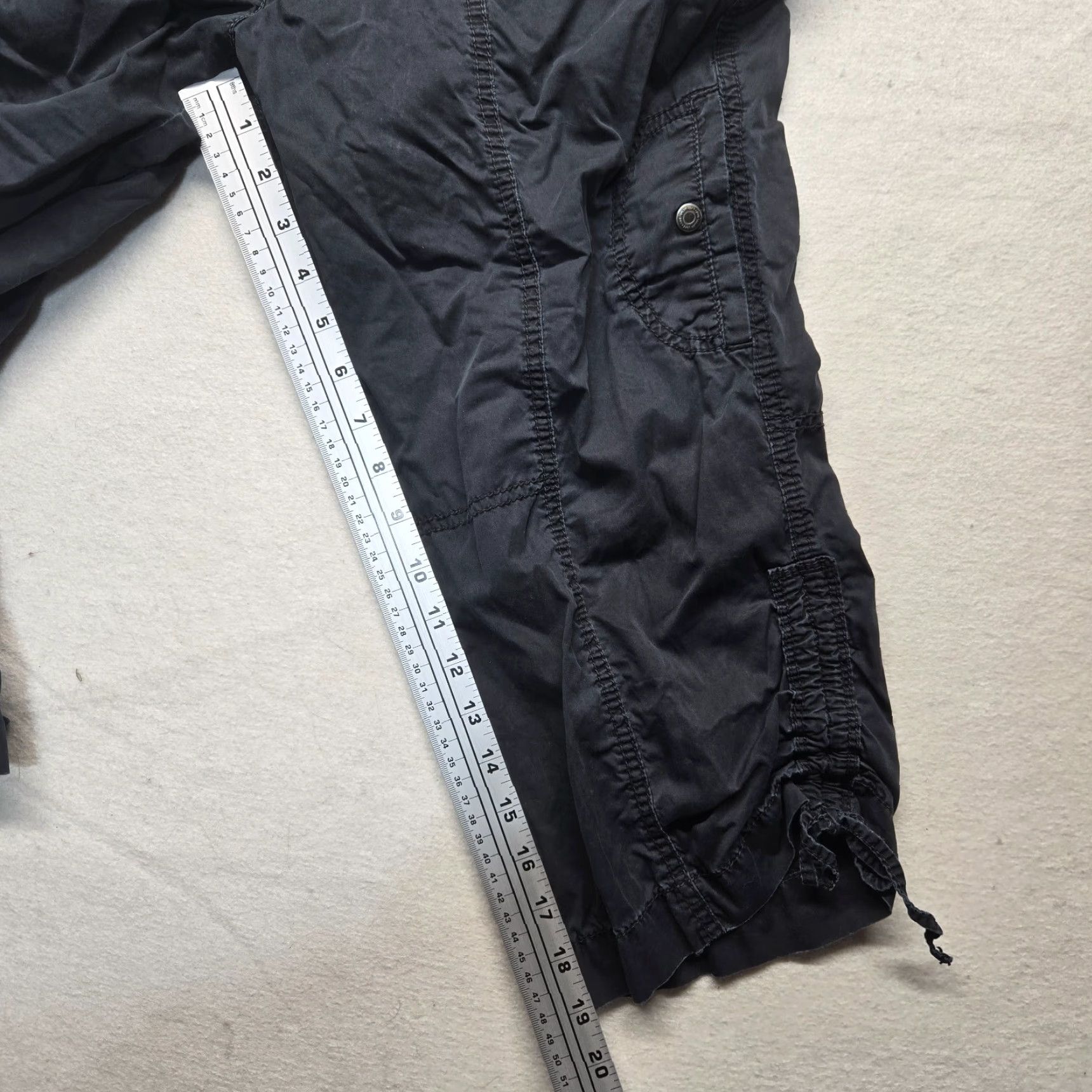 Ann Taylor Ann Taylor LOFT Pants Cropped Mid Rise Black Cotton Women's 4 Cropped Pants 4 Women’s Casual Capris Pockets Flat Front Shirting Outfit 90s Vintage? Size 27" / US 4 / IT 40 - 5 Thumbnail
