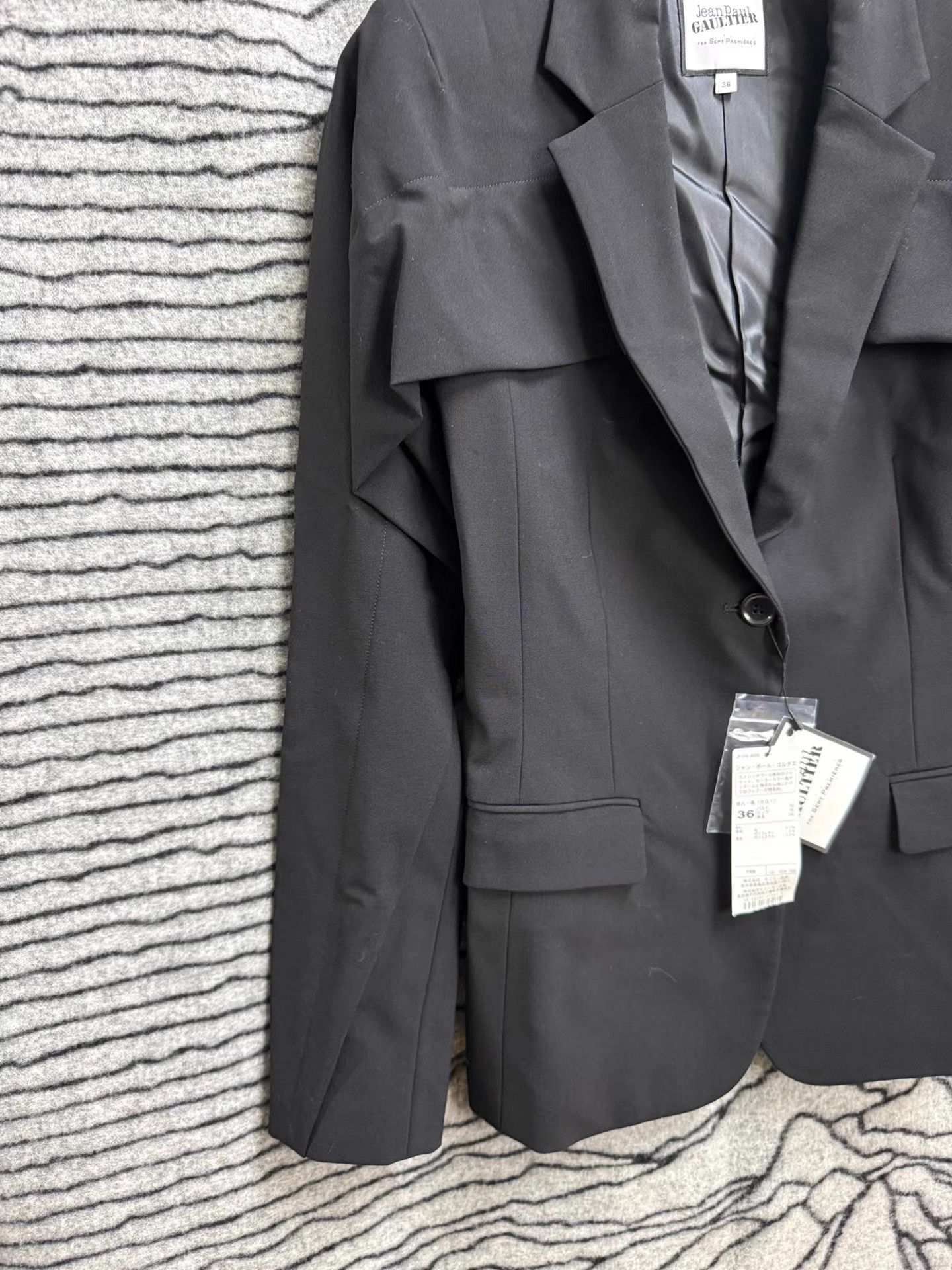 Jean Paul Gaultier Jean Paul Gaultier Wool Waist-Fitted Ruffle Blazer K20 Size XS / US 0-2 / IT 36-38 - 2 Thumbnail