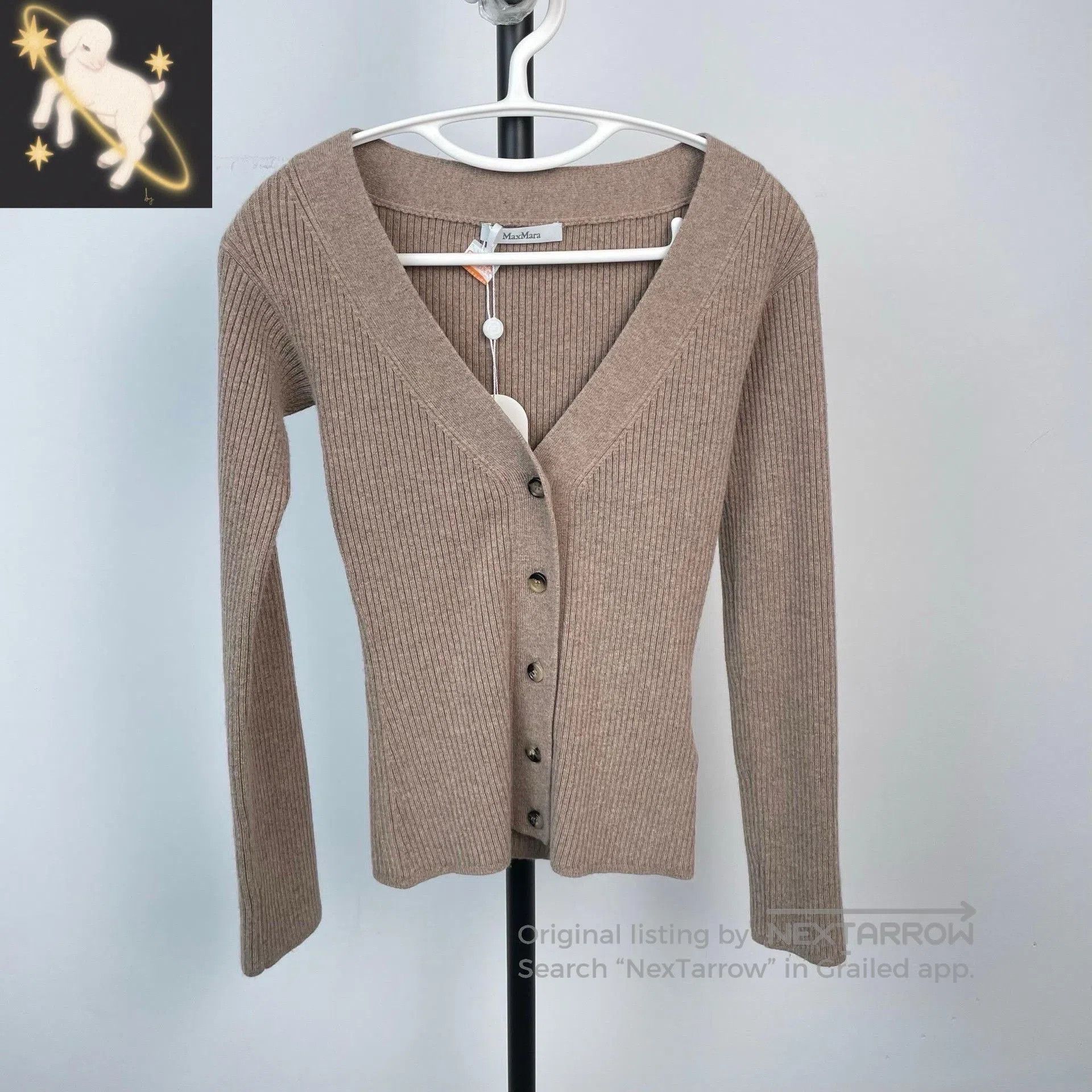 Max Mara MaxMara Brown V-Neck Knit Cardigan. Size XS / US 0-2 / IT 36-38 - 1 Thumbnail