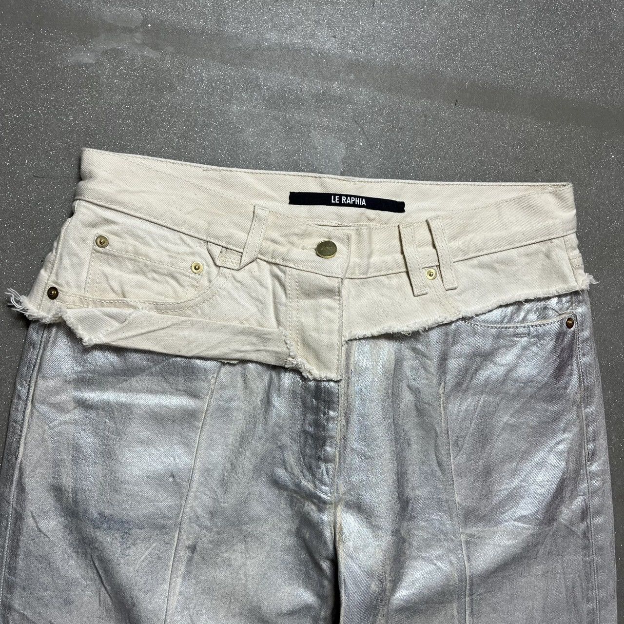 Jacquemus Jacquemus Silver Metallic Jeans Size 34" / US 12 / IT 48 - 4 Thumbnail