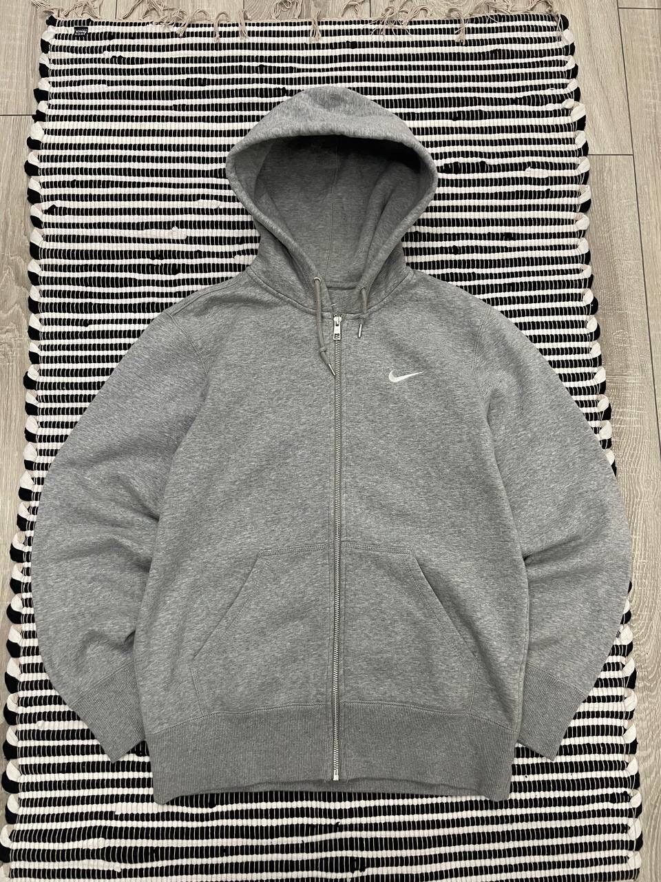 Japanese Brand × Nike × Vintage Vintage Nike Zip Up Swoosh Hoodie Y2K Size US M / EU 48-50 / 2 - 1 Thumbnail