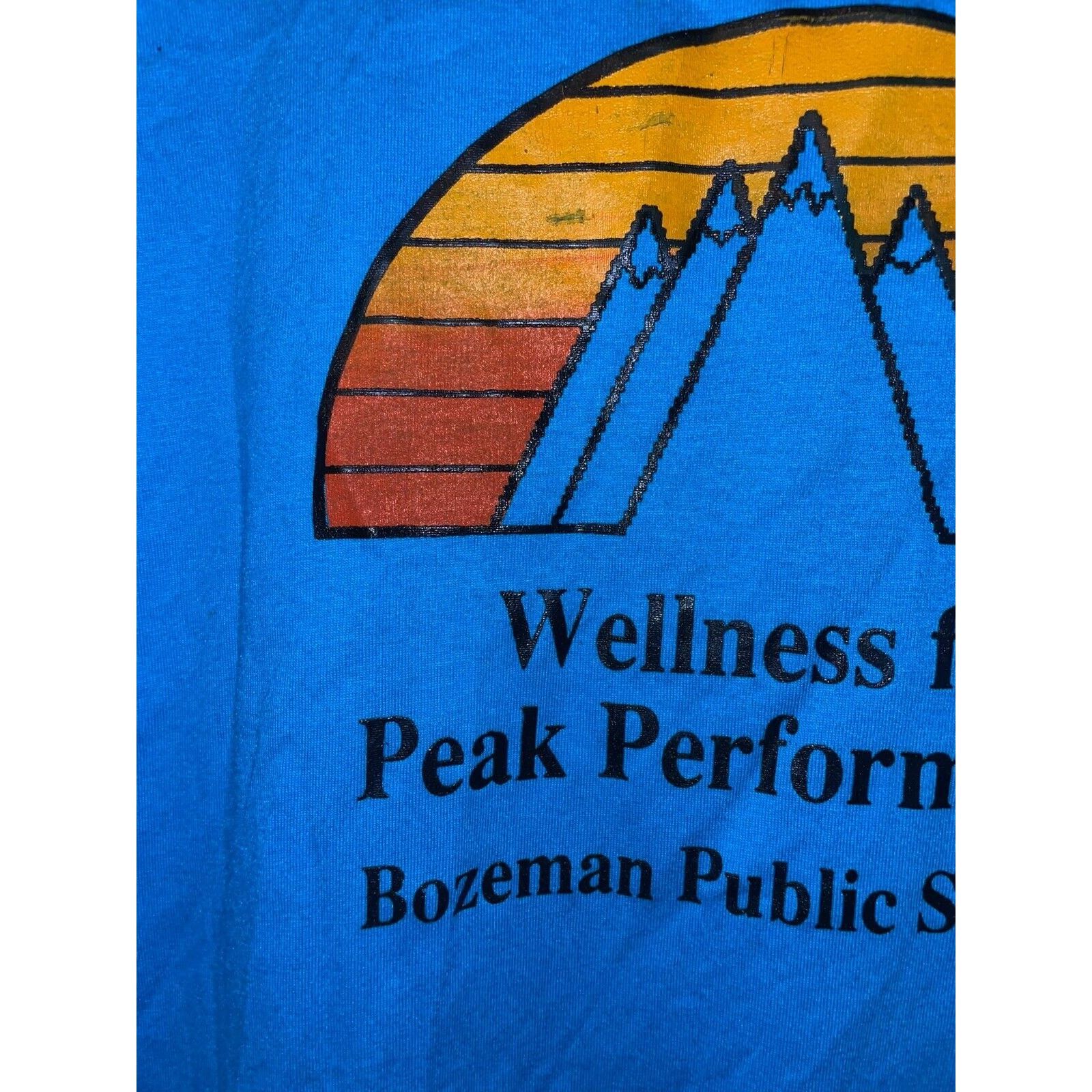 Jerzees Vintage School Shirt Jerzees Wellness Peak Bozeman Tee 90s L Size US L / EU 52-54 / 3 - 2 Thumbnail
