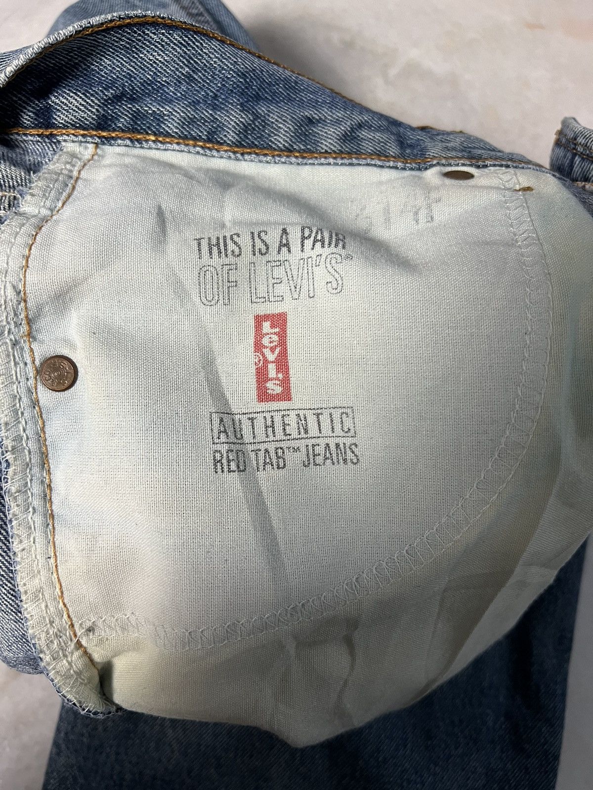 Levi's VINTAGE 90’S LEVIS 550 DISTRESSED JEANS RARE Size US 29 - 13 Thumbnail