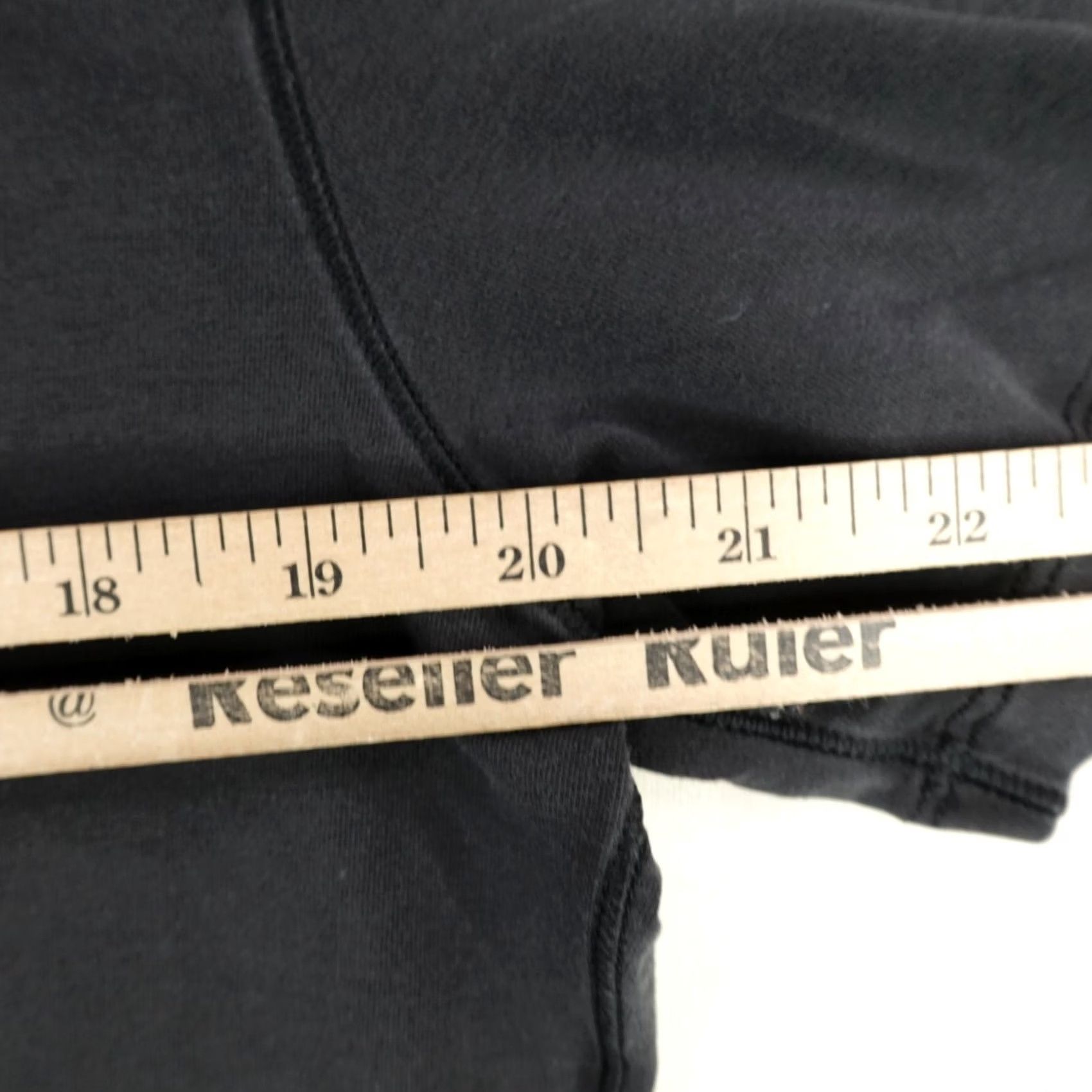 Lululemon Lululemon Womens Shirt Black Performance Top Boyfriend Tee Athletic Gym Yoga Size 6 Size M / US 6-8 / IT 42-44 - 5 Thumbnail
