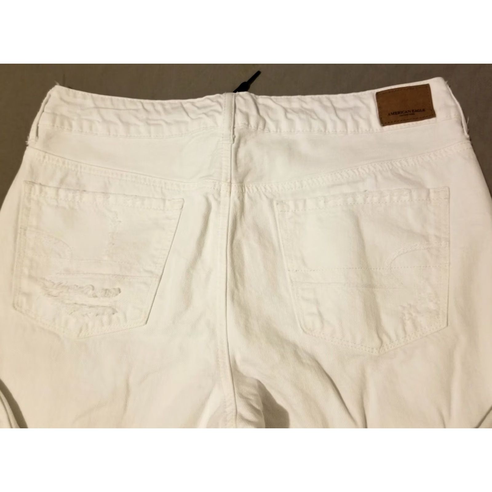 American Eagle Outfitters Womens American Eagle Outfitters Jeans 10 White Denim Tapered Size 32" / US 10 / IT 46 - 2 Thumbnail