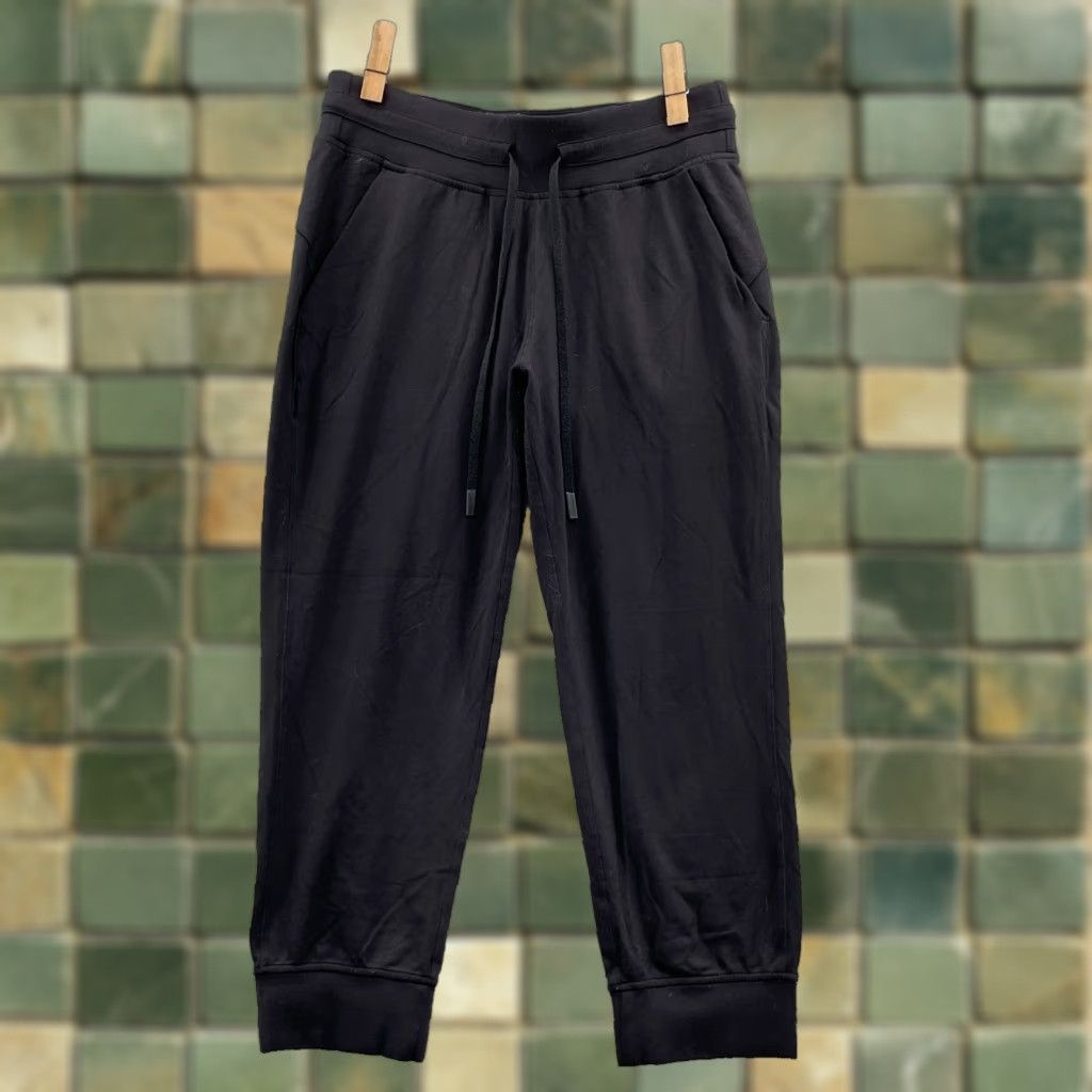 Old Navy Lululemon Jogger Sweatpants Women's 8 Sportswear Athleisure Gym Training Travel Size 28" / US 6 / IT 42 - 1 Thumbnail