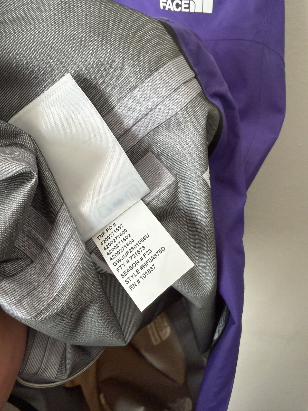 Supreme × The North Face Supreme SS24 The North Face Split Shell Jacket Tan/Purple XL Size US XL / EU 56 / 4 - 7 Thumbnail