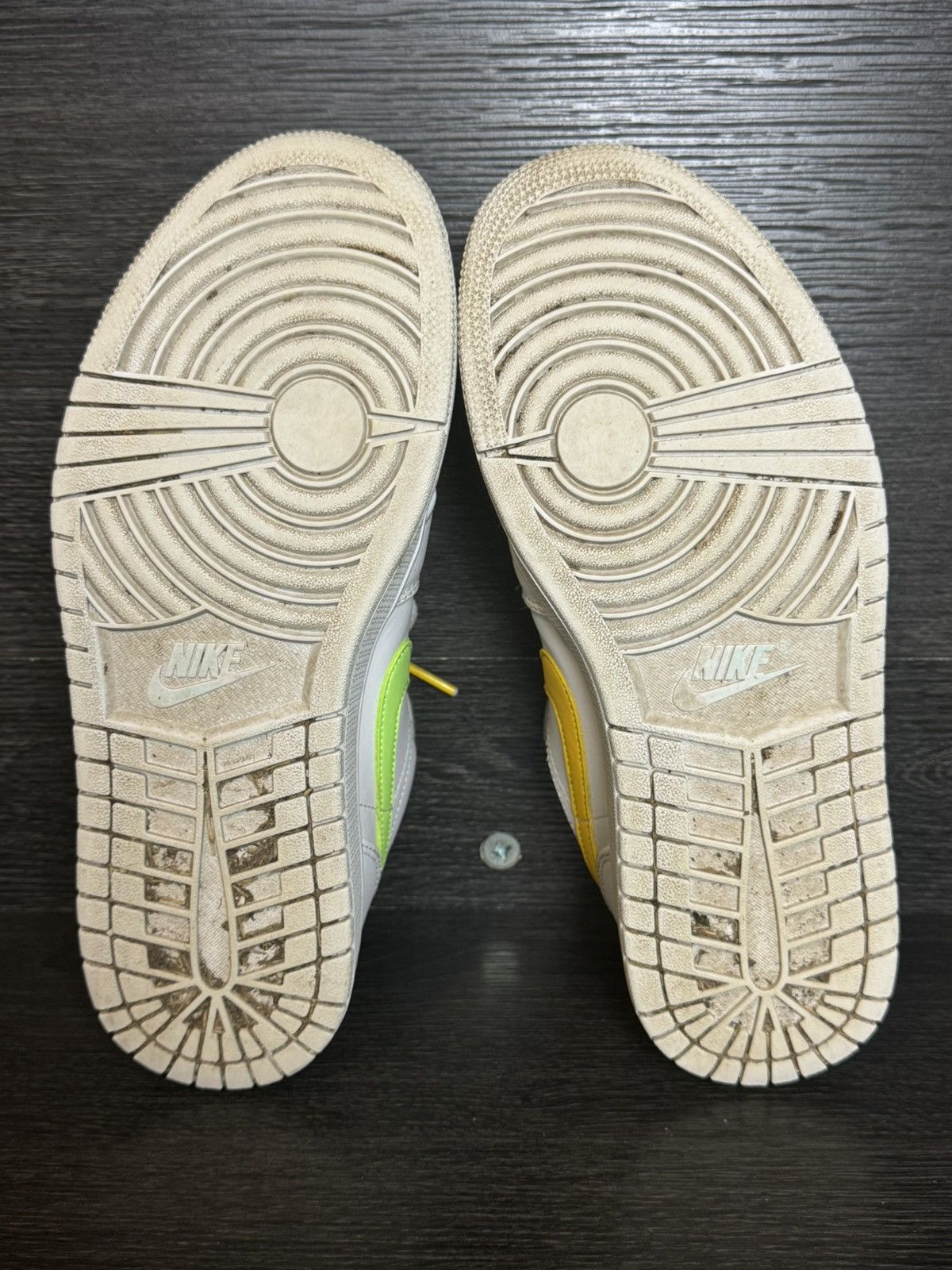 Jordan Brand Jordan 1 Low White Multi-Color Swoosh Size US 9 / EU 42 - 7 Thumbnail