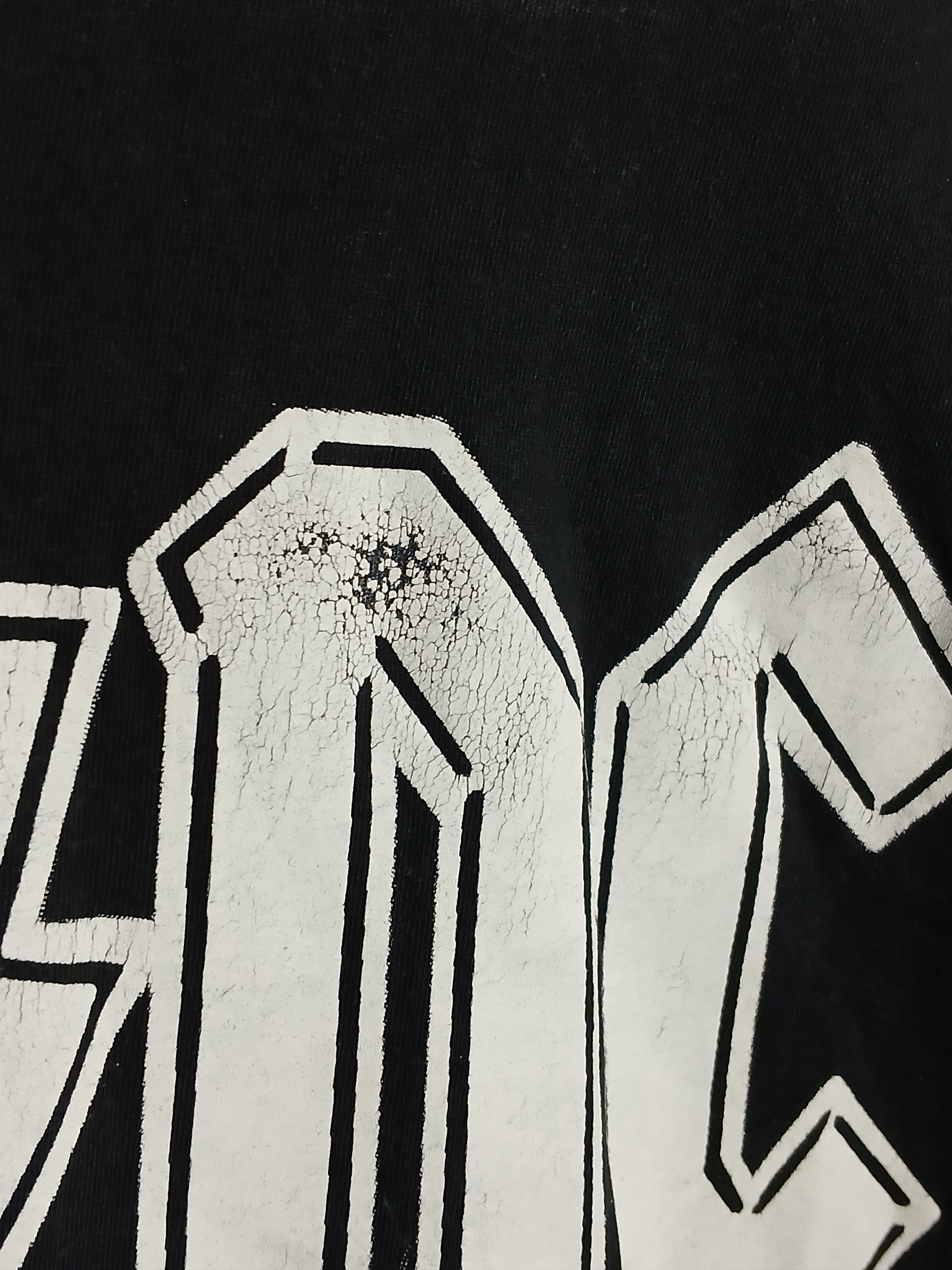 AC/DC × Band Tees × Vintage Vintage 2004 AC/DC T-Shirt Size US S / EU 44-46 / 1 - 9 Thumbnail