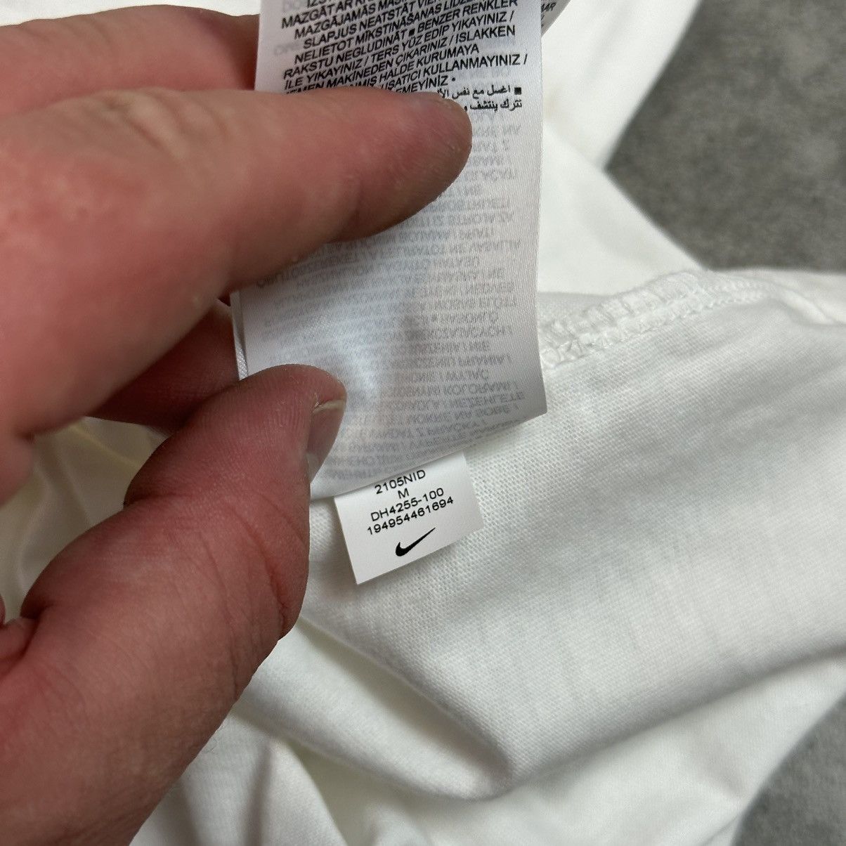 Nike Nike central swoosh white M streetwear drill uk Size US M / EU 48-50 / 2 - 5 Thumbnail