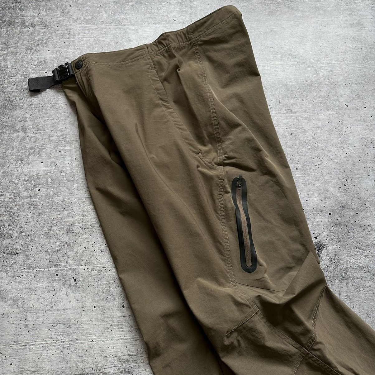 Vintage Mens Nike ACG Cargo Dri-Fit Pants Velvet Brown Size M Size US 32 / EU 48 - 3 Thumbnail