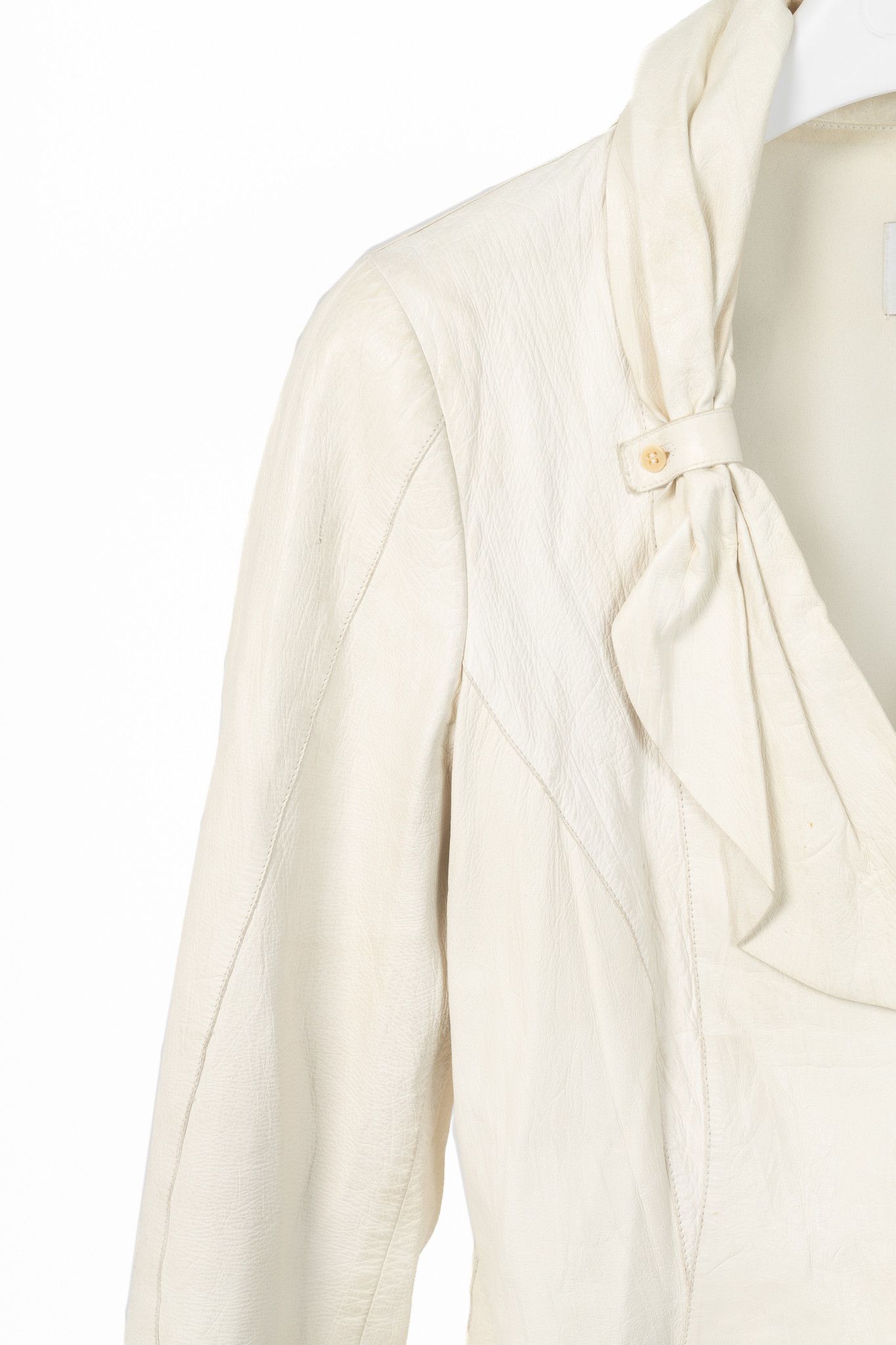 Armani Collezioni Armani Collezioni Cream Leather Shawl-Lapel Blazer Size L / US 10 / IT 46 - 5 Thumbnail